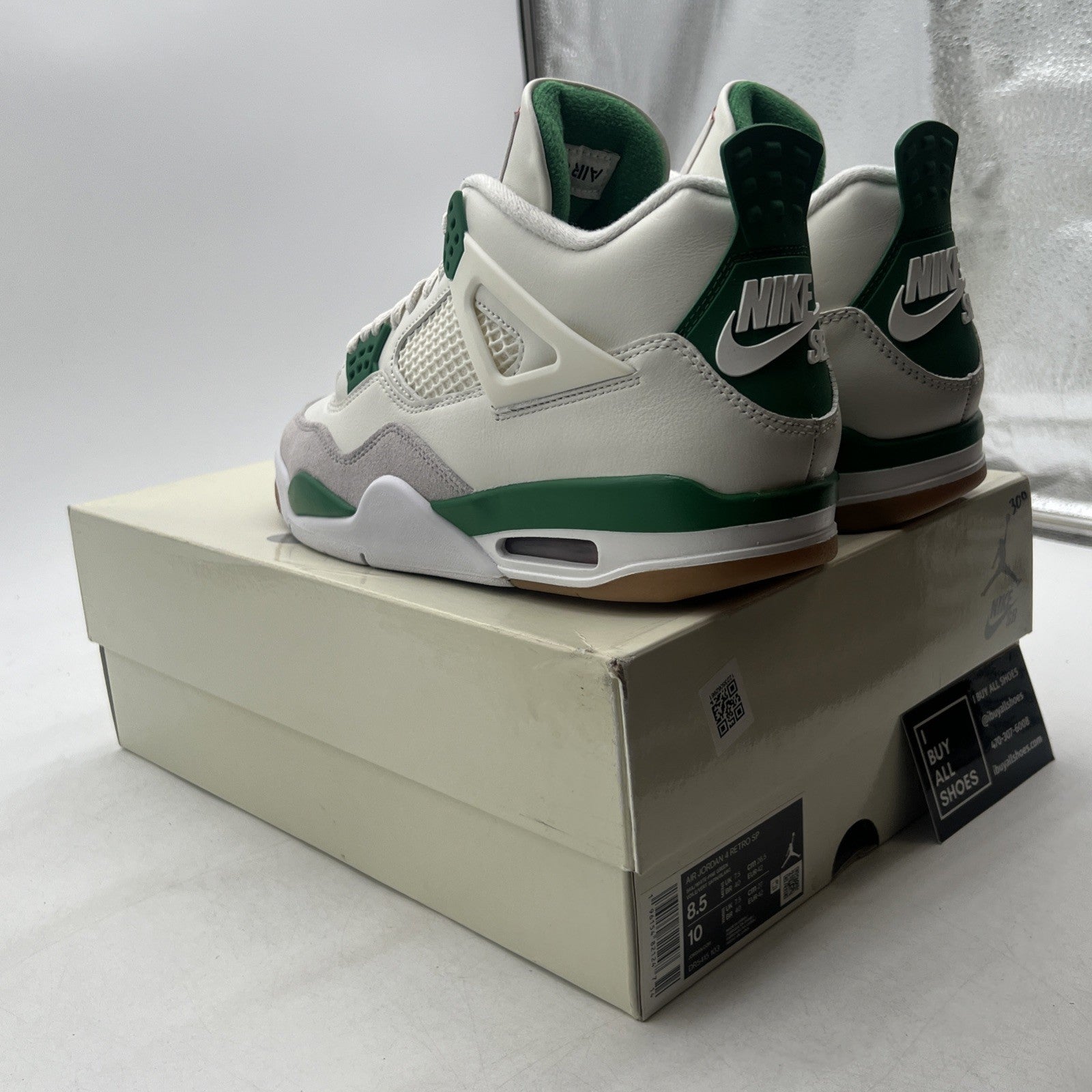 Size 8.5 - Air Jordan 4 Retro SP x Nike SB Mid Pine Green (DR5415-103)
