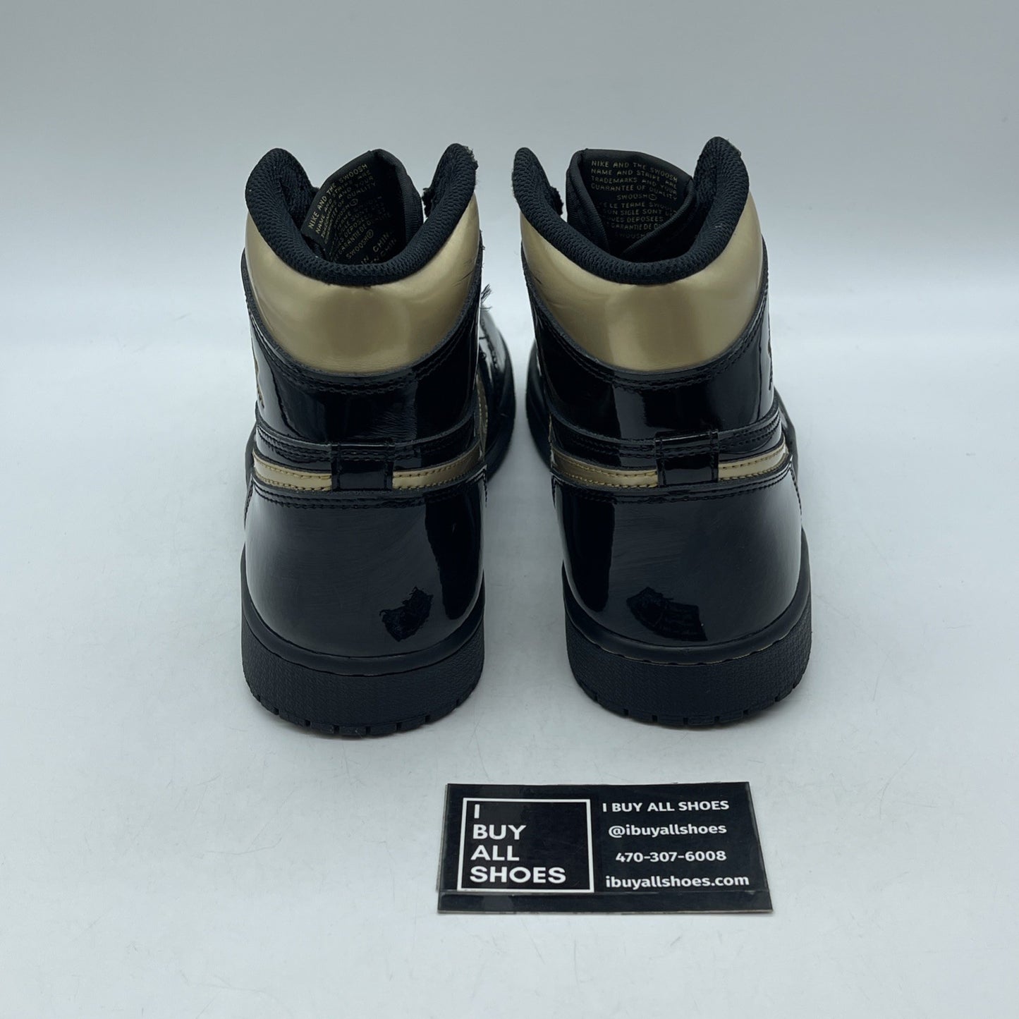 Size 9 - Air Jordan 1 Black Metallic Gold 2020 (555088-032)