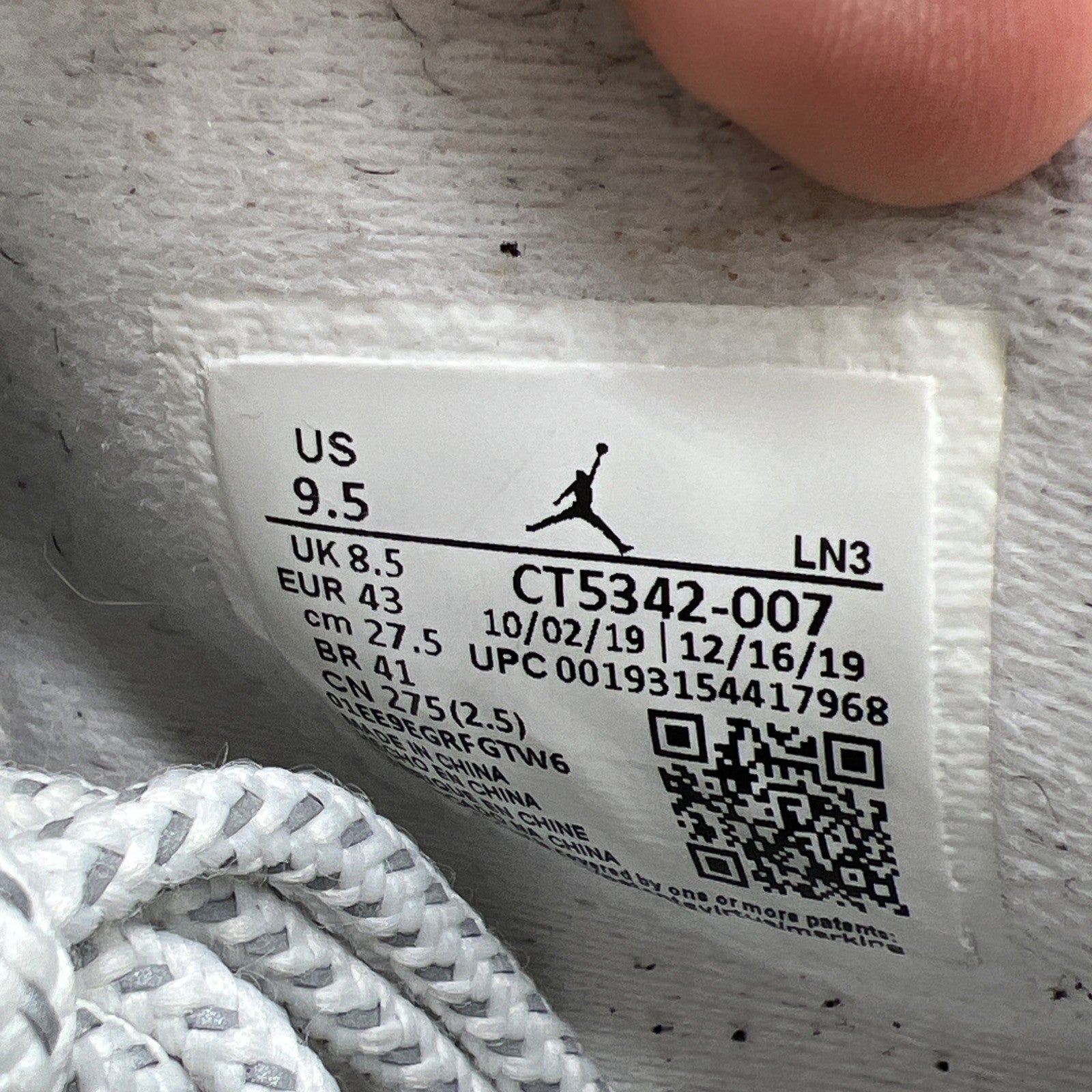 Size 9.5 - Air Jordan 4 Retro SE Mid Neon 95 (CT5342-007)