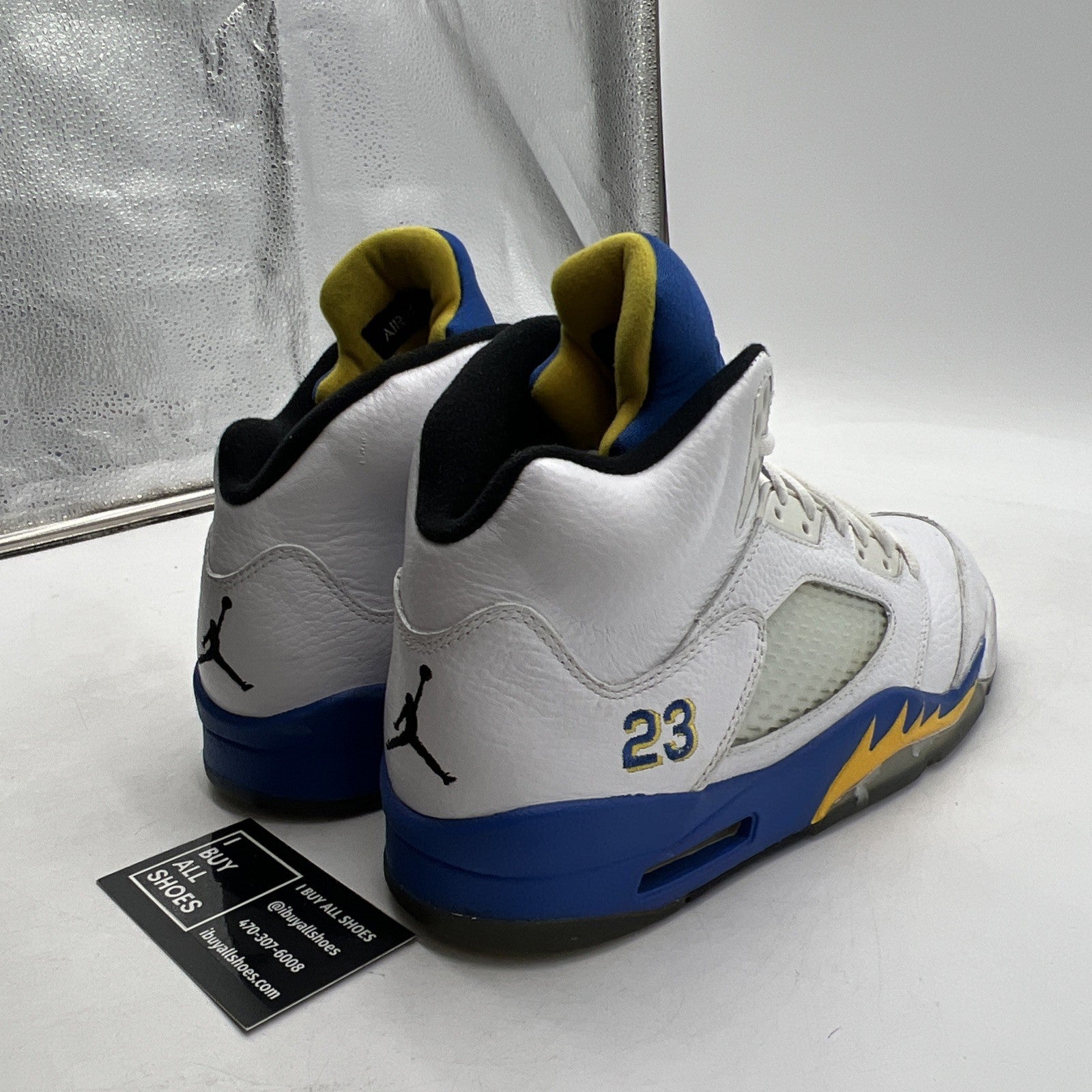 Size 9 - Air Jordan 5 Retro 2013 Laney (136027-189)