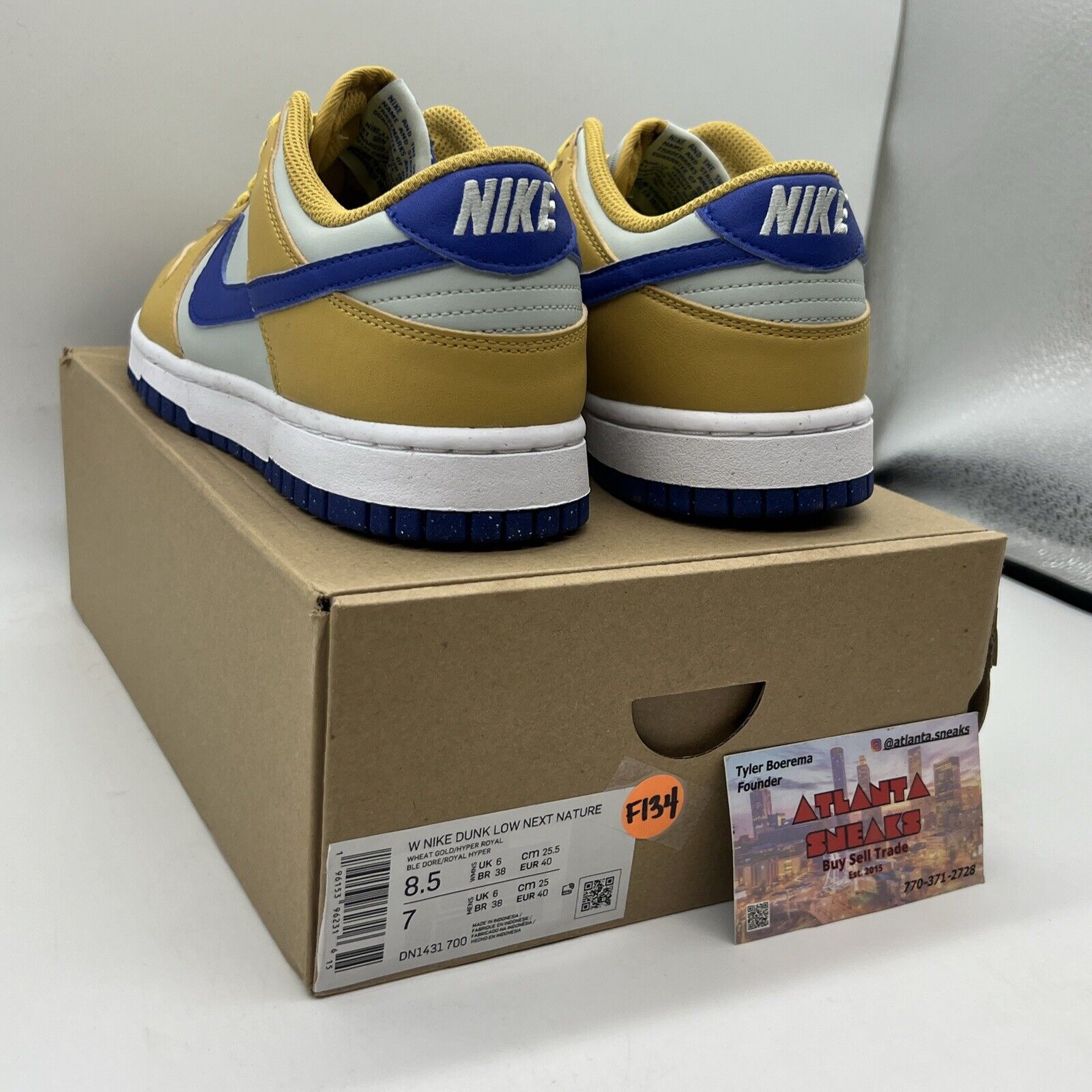 WMNS SZ 8.5 NIKE DUNK LOW NEXT NATURE WHEAT GOLD HYPER ROYAL (DN1431-700) Og All