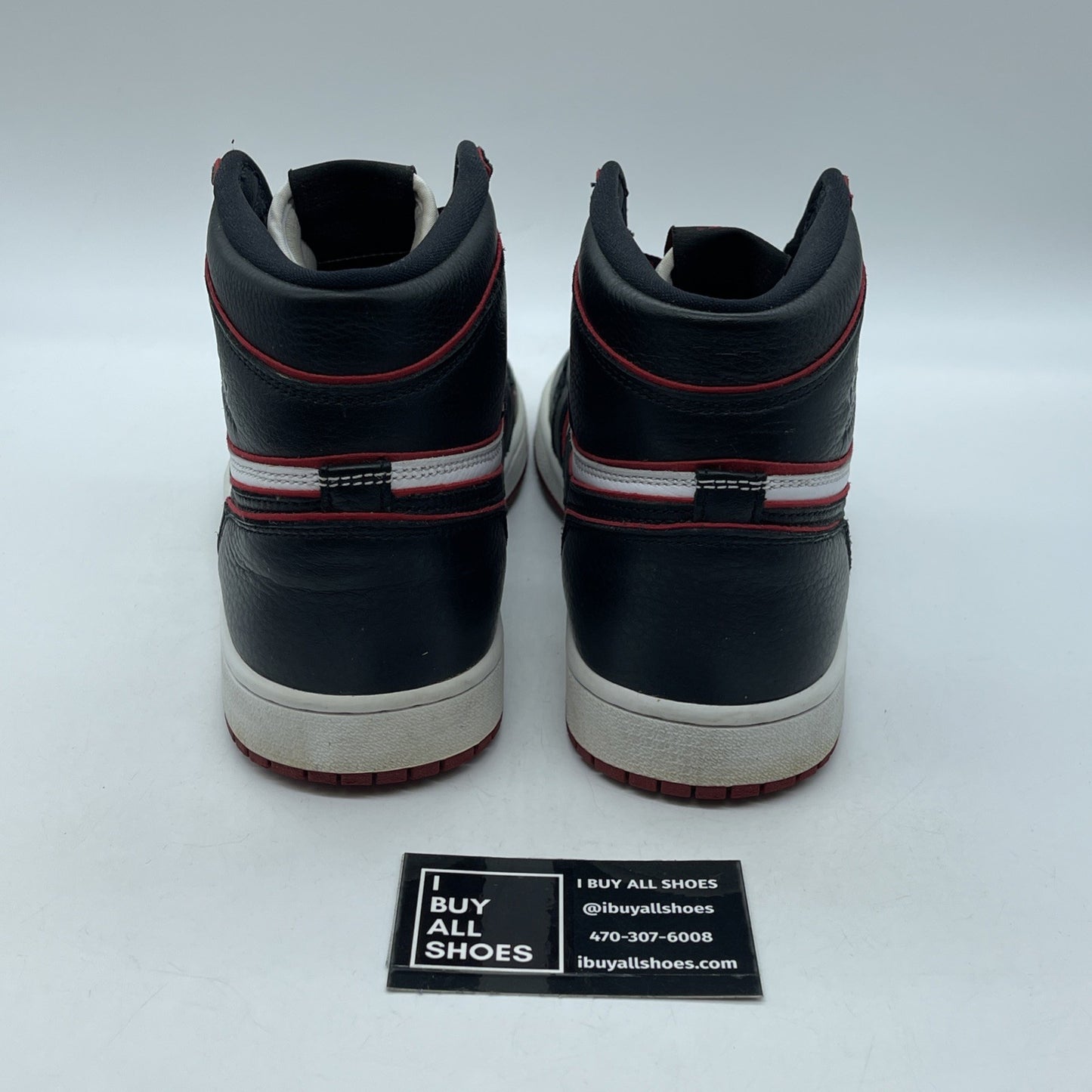 Size 9.5 - Jordan 1 Retro High OG Bloodline Black White Leather (555088-062)