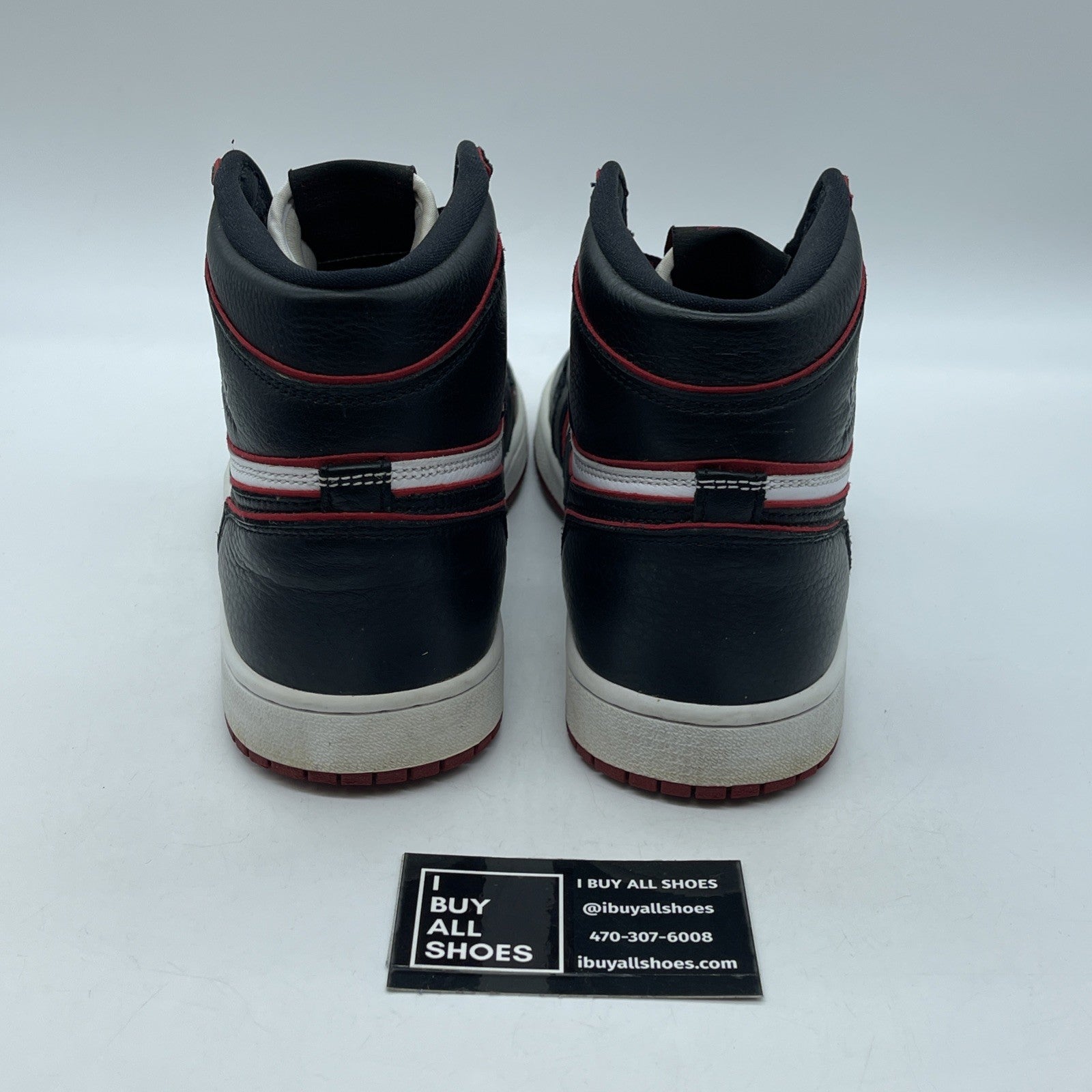Size 9.5 - Jordan 1 Retro High OG Bloodline Black White Leather (555088-062)