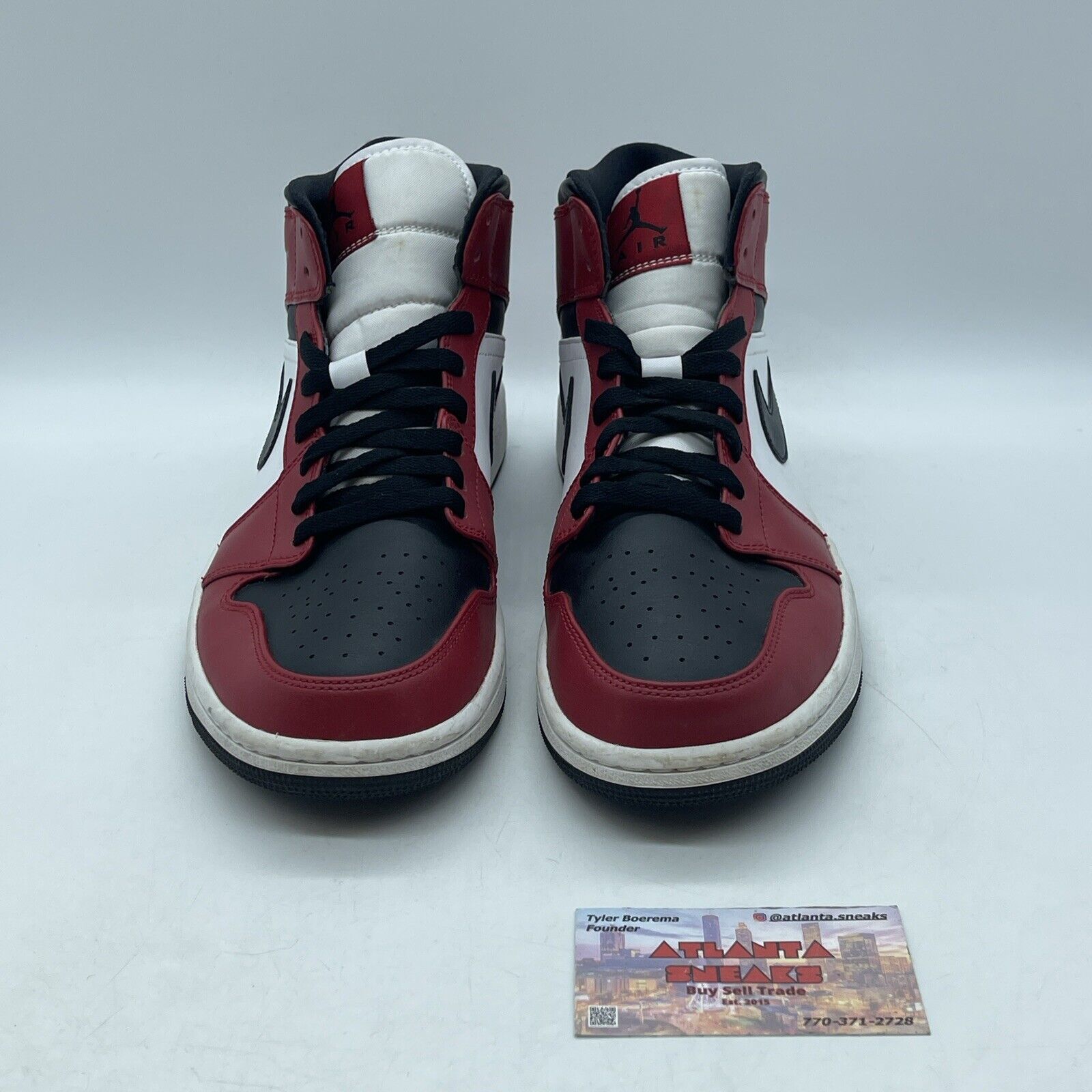 Size 9.5 - Jordan 1 Mid Chicago Black Toe 2020 Red White Leather (554724-069)