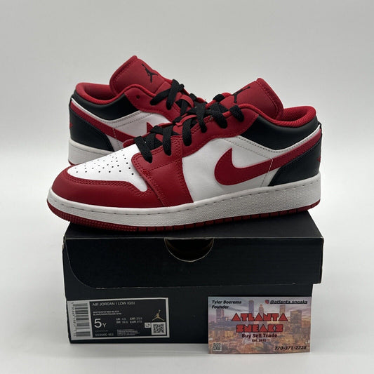 Nike Air Jordan 1 Low Bulls 553558 163 GS Size 5Y Comes With Box Rare Size.