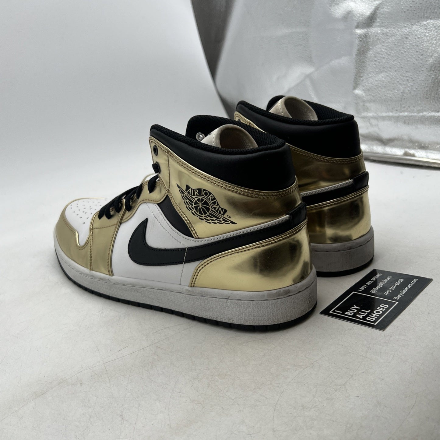 Size 11.5 - Air Jordan 1 Mid SE Metallic Gold 2020 (DC1419-700)