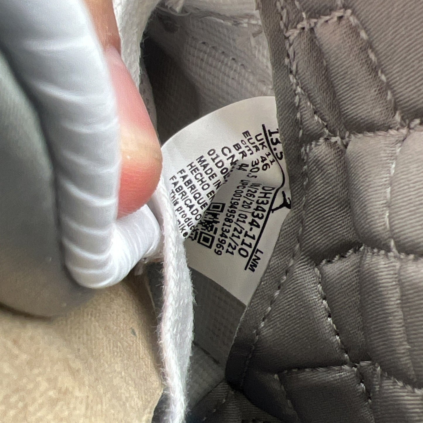 Size 13.5 - Jordan 3 Retro SP x A Ma Maniere Low Raised By Women W (DH3434-110)