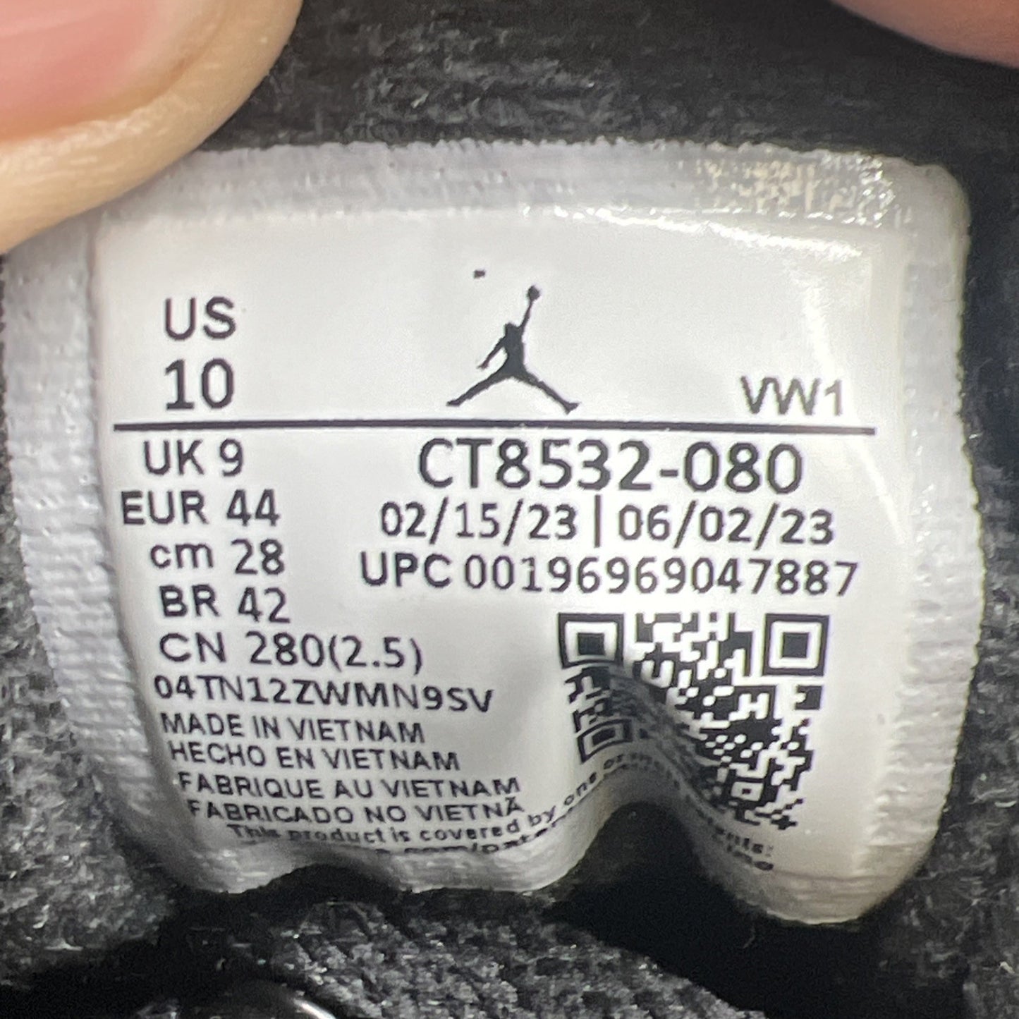 Size 10 - Air Jordan 3 Retro 2023 Mid Fear (CT8532-080)