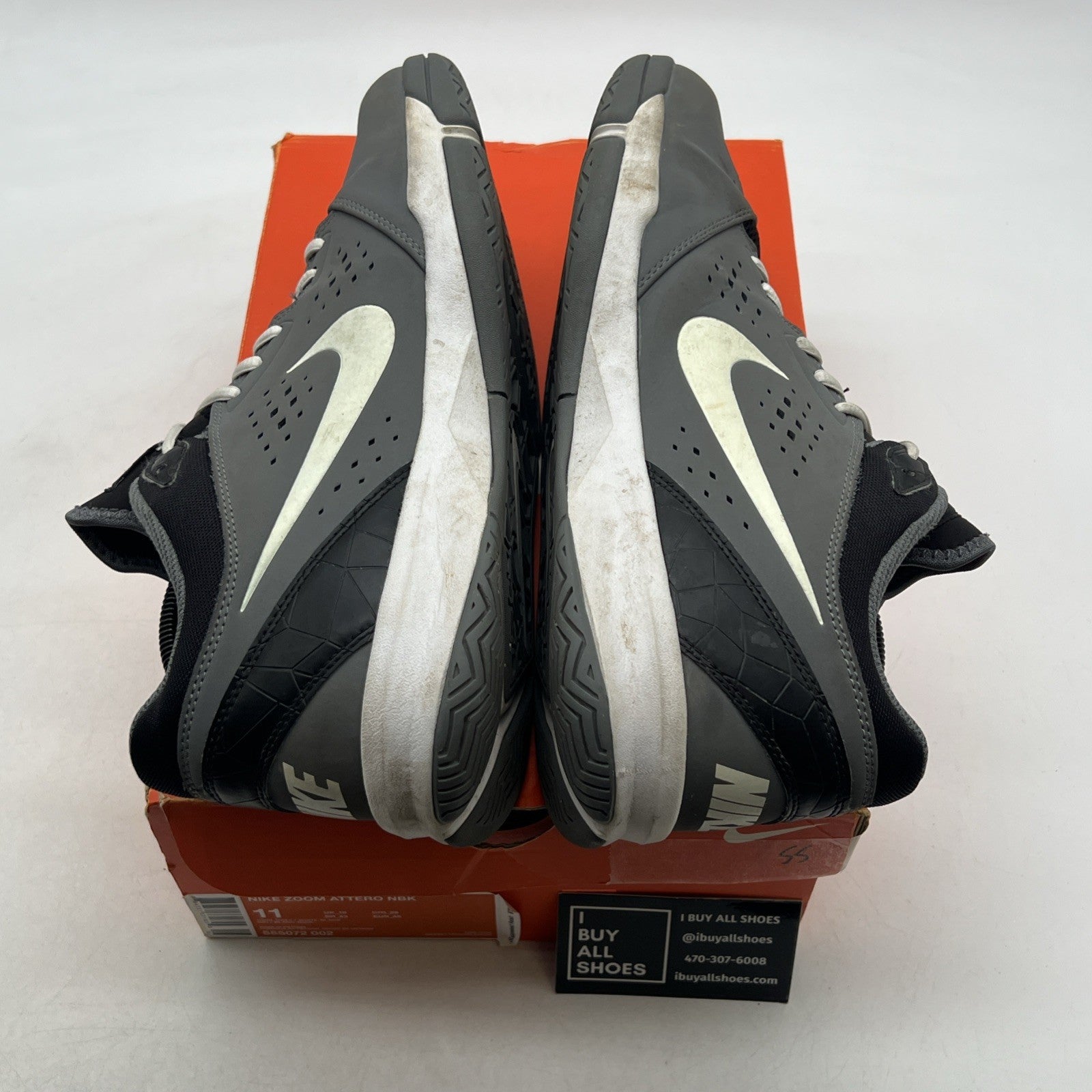 Size 11 - Nike Zoom Attero Sneakers Mens Gray & White (555072-002)