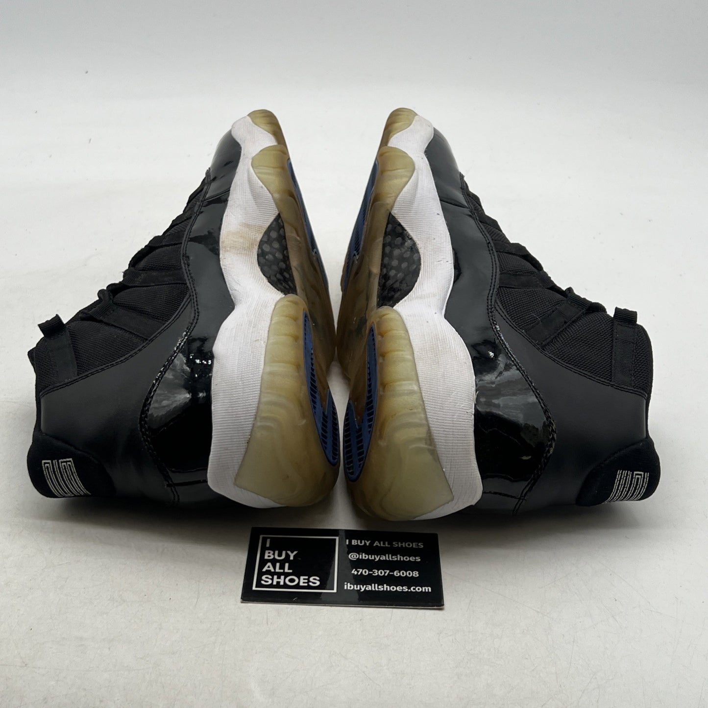 Size 9.5 - Air Jordan 11 Retro 2009 Space Jam (378037-041)