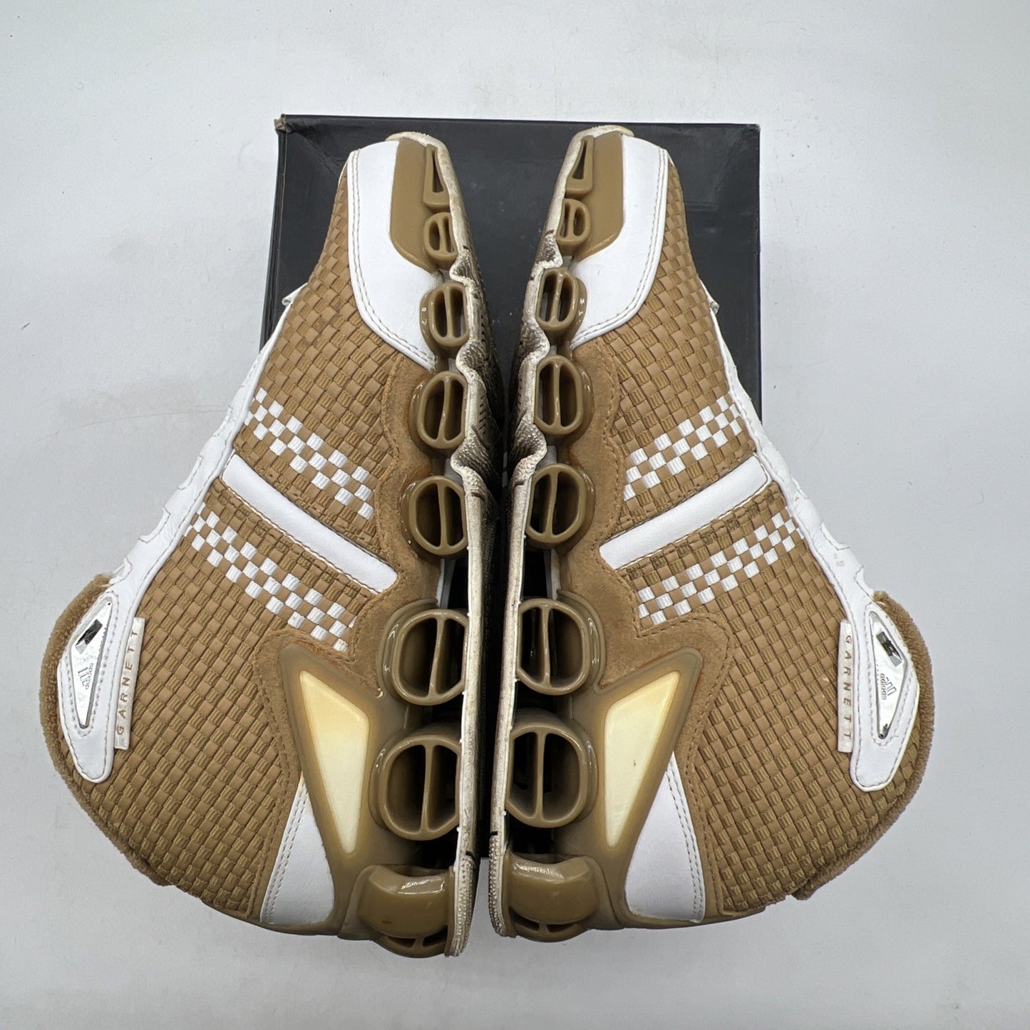 Size 7.5 - Adidas Kevin Garnett 3 Mens White Tan 2006 NBA All-Star (772767)