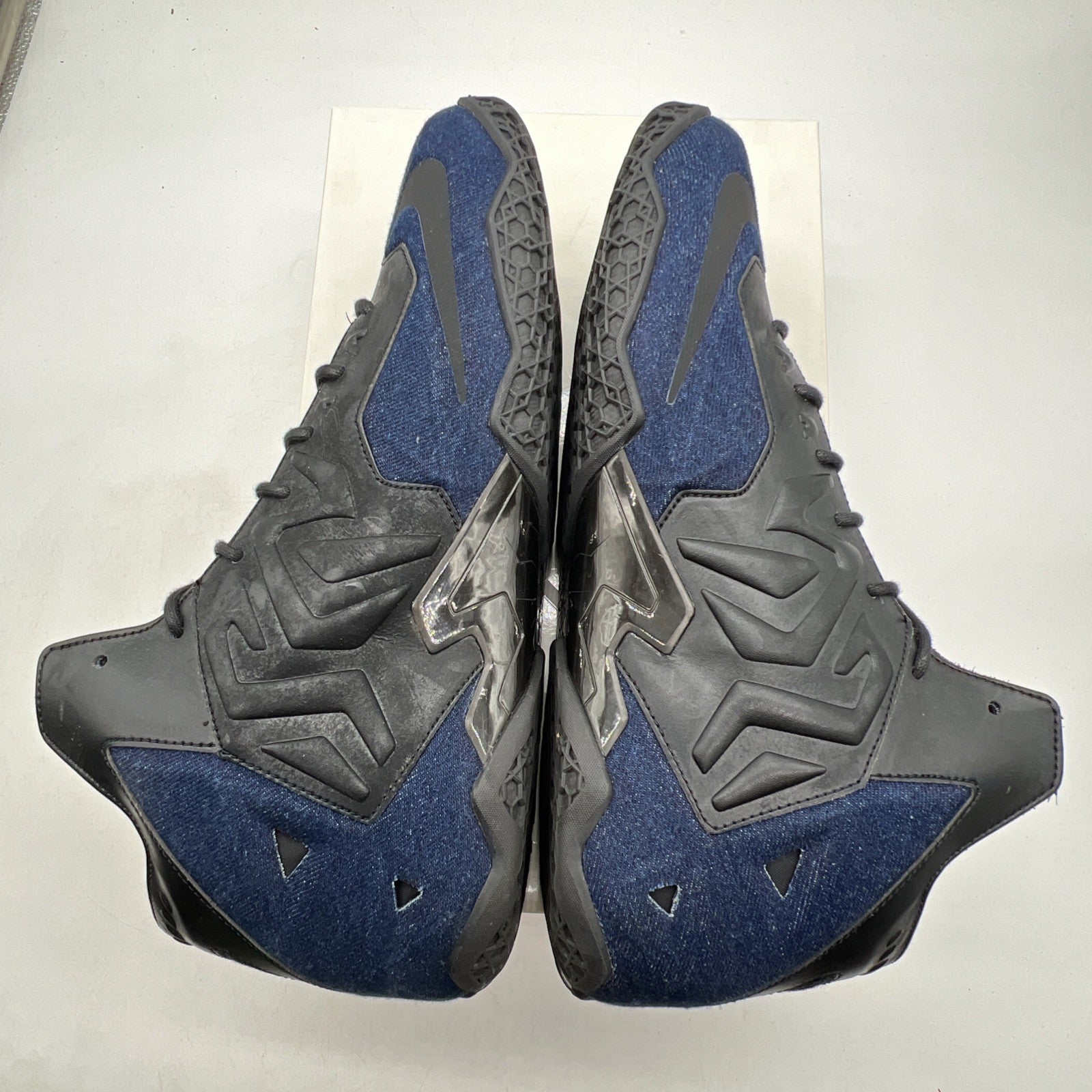 Size 13 - Nike LeBron 11 EXT Denim QS Denim (659509-004)