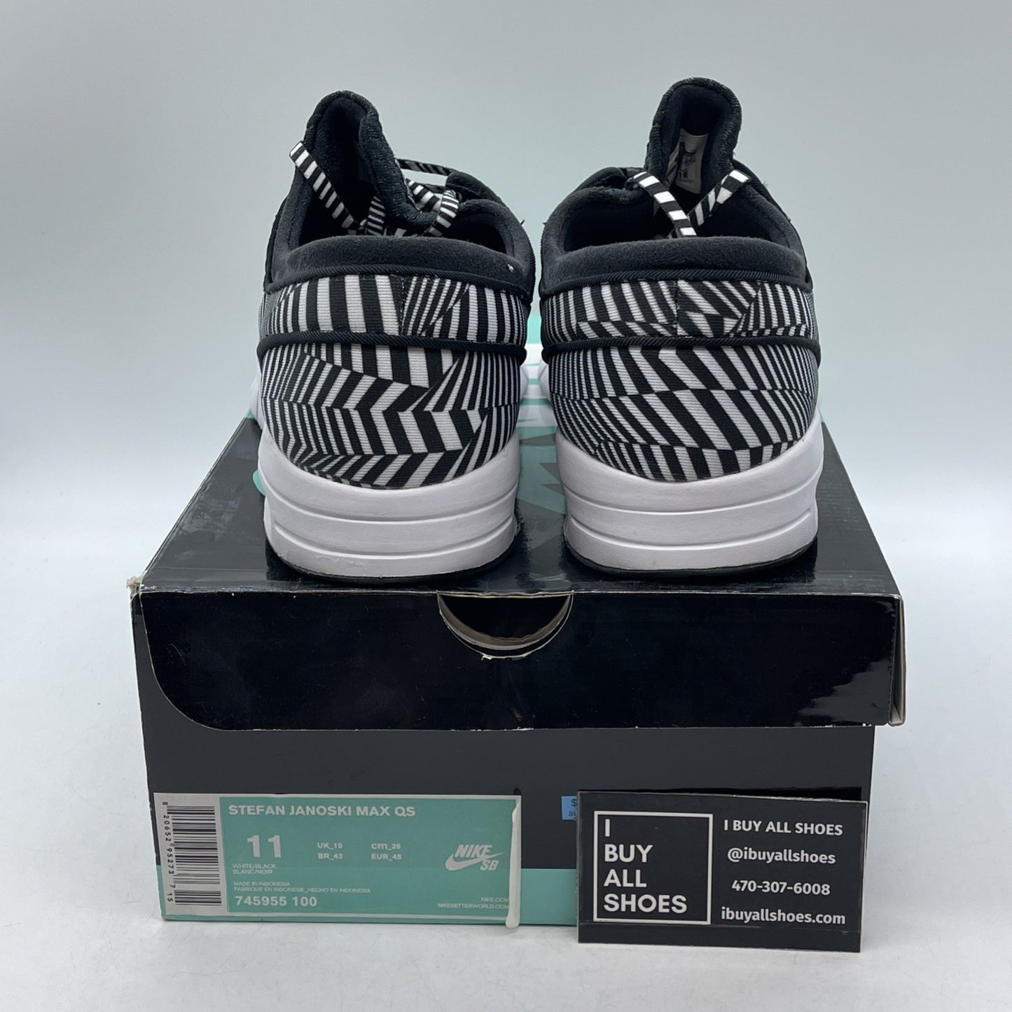 Size 11 - Nike SB Stefan Janoski Max Black (745955-100)