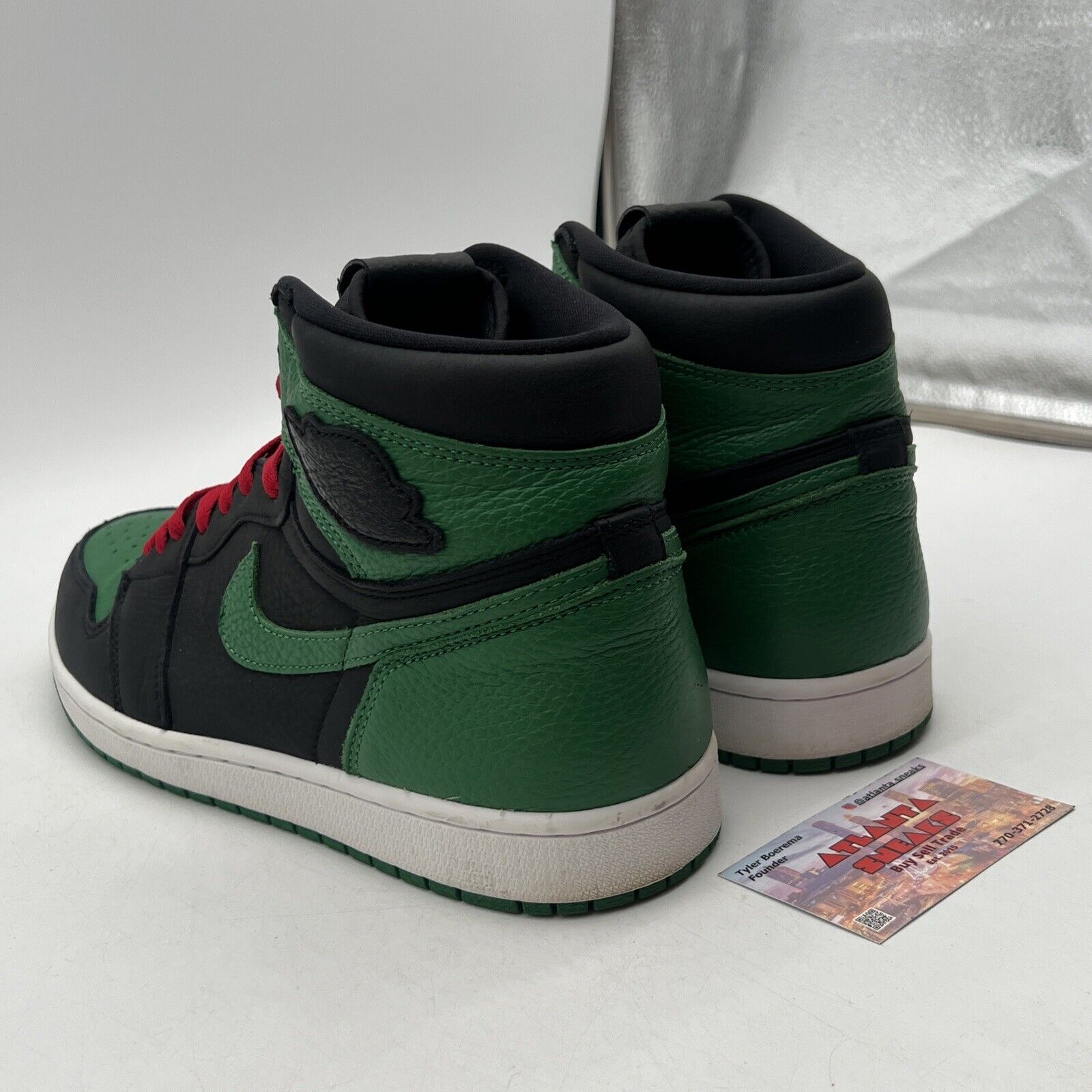 Size 11 - Jordan 1 Retro OG High Pine Green 2.0 Black Green Leather (555088-030)