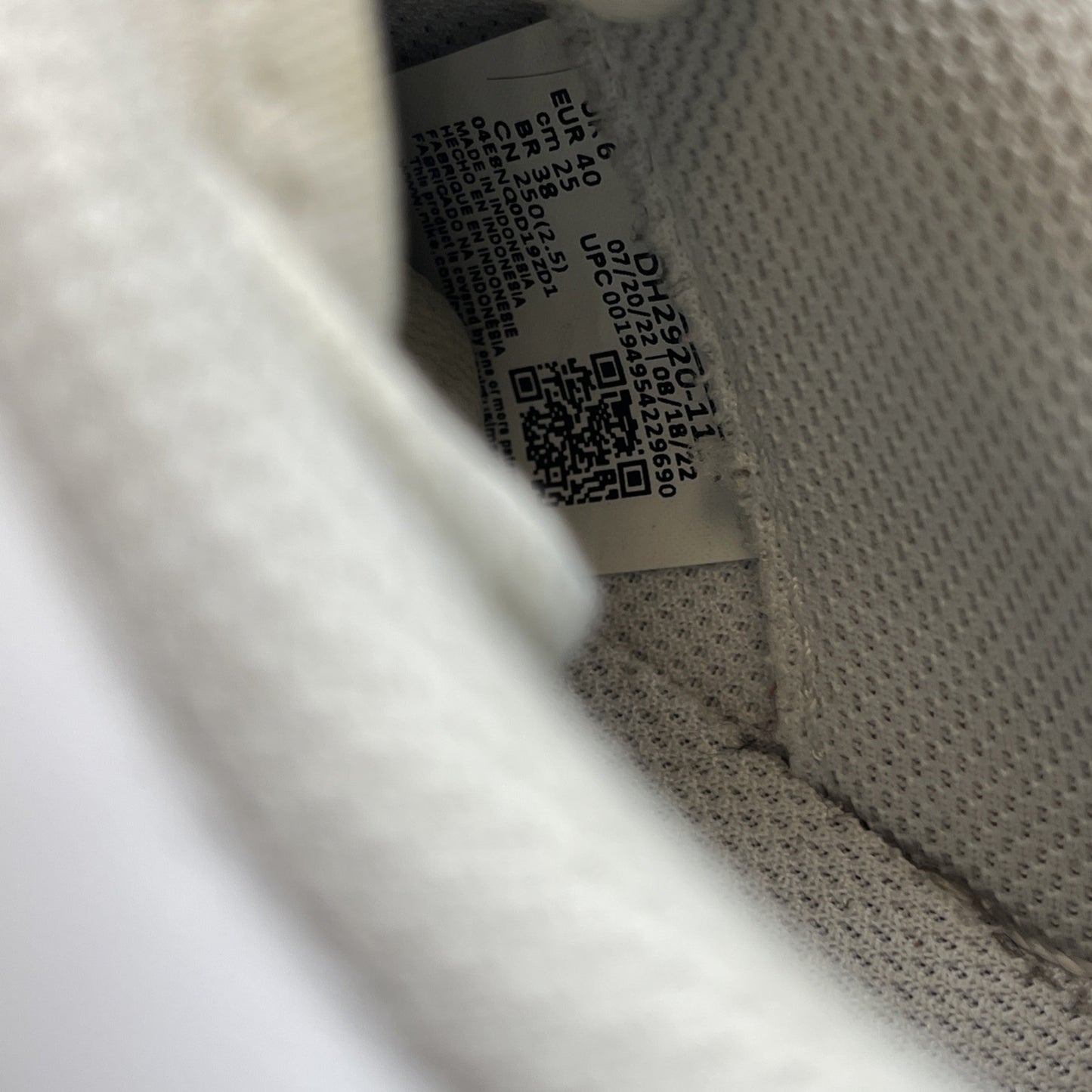 Size 7Y (GS) - Nike Air Force 1 LE Low Triple White (DH2920-111)