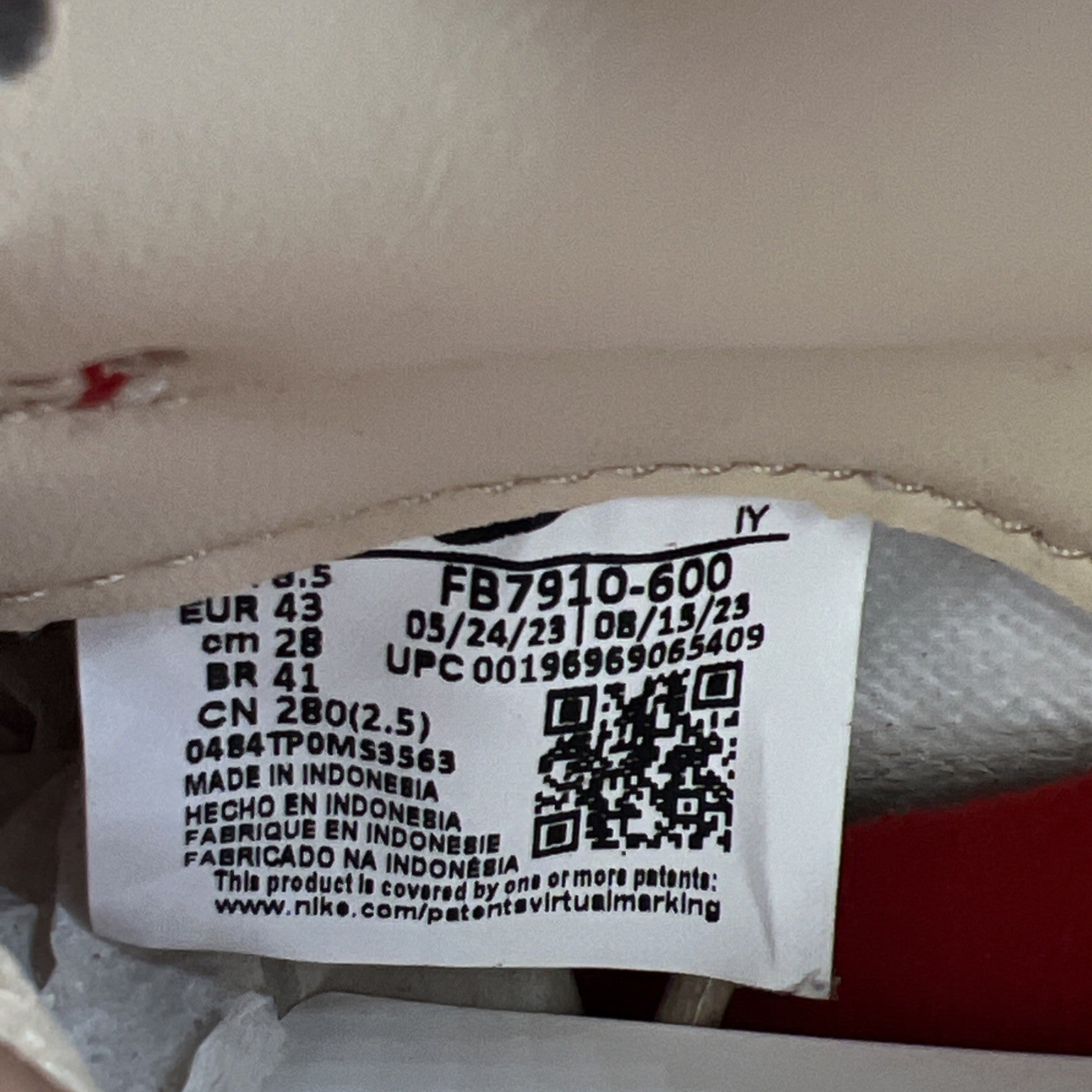 Size 11 - Nike Dunk Premium Low Bacon W (FB7910-600)