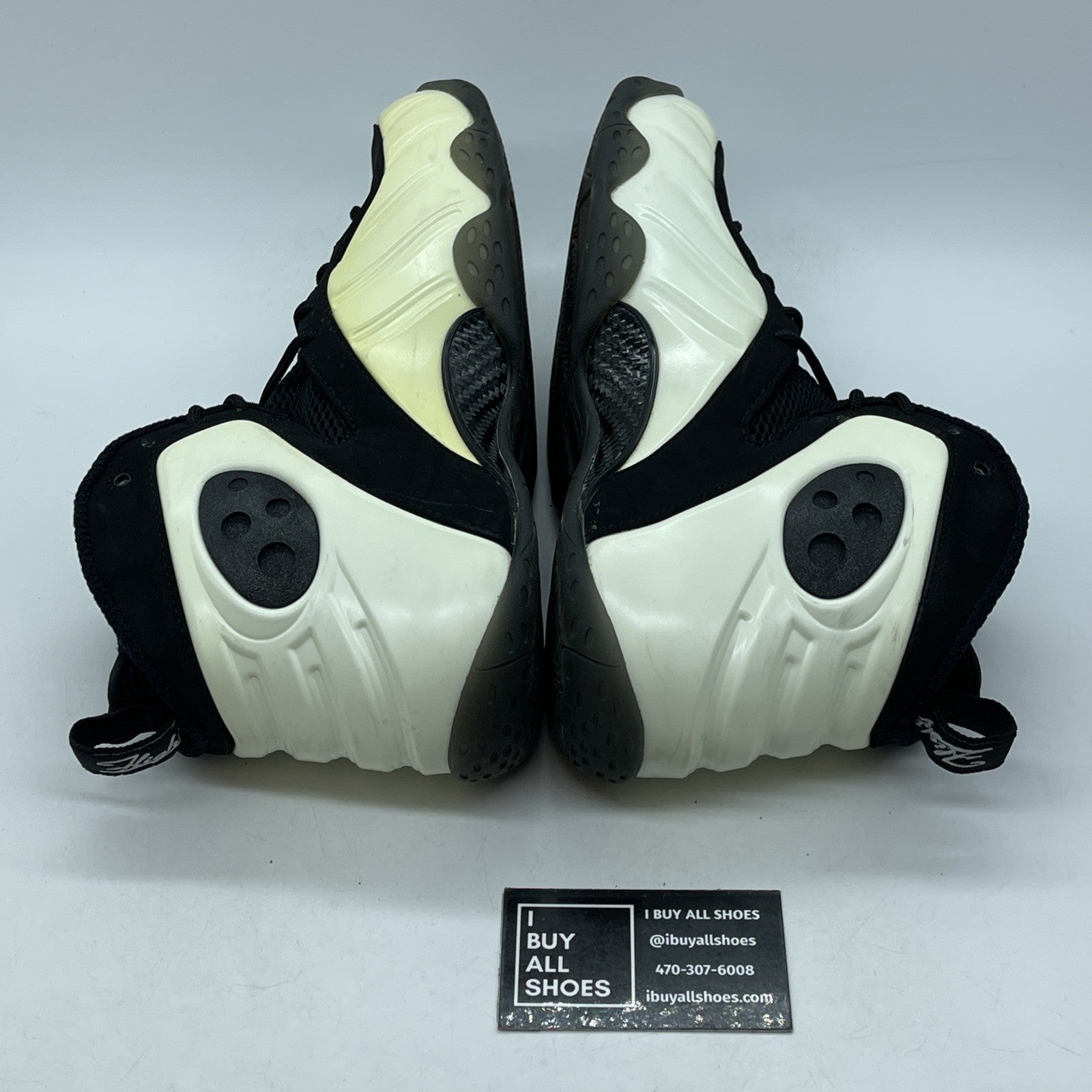 Size 9.5 - Nike Zoom Rookie Glow In The Dark Black White Suede (472688-101)