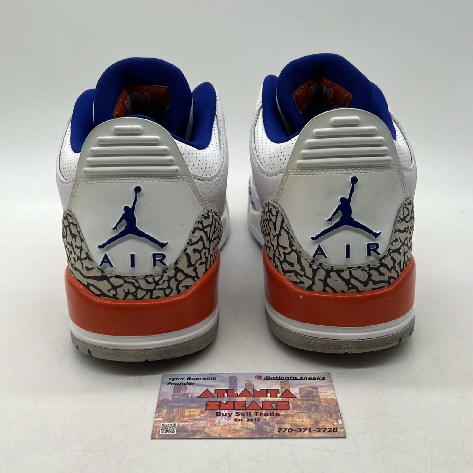 Size 9.5 - Air Jordan 3 Retro Knicks Orange Blue Leather (136064-148)