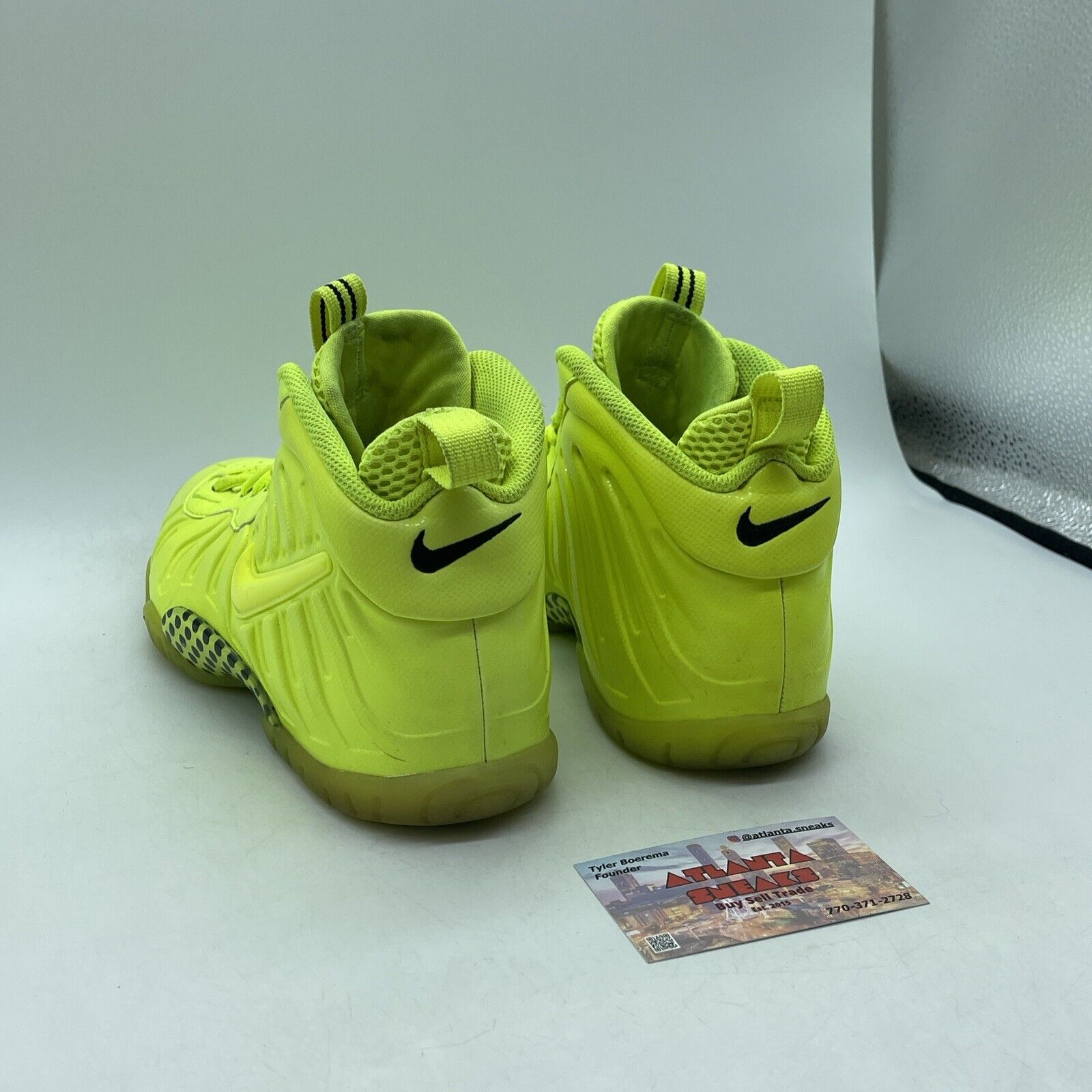 Size 6 (GS) - Nike Little Posite One Mid Volt Neon Green Black (CW1593-702)