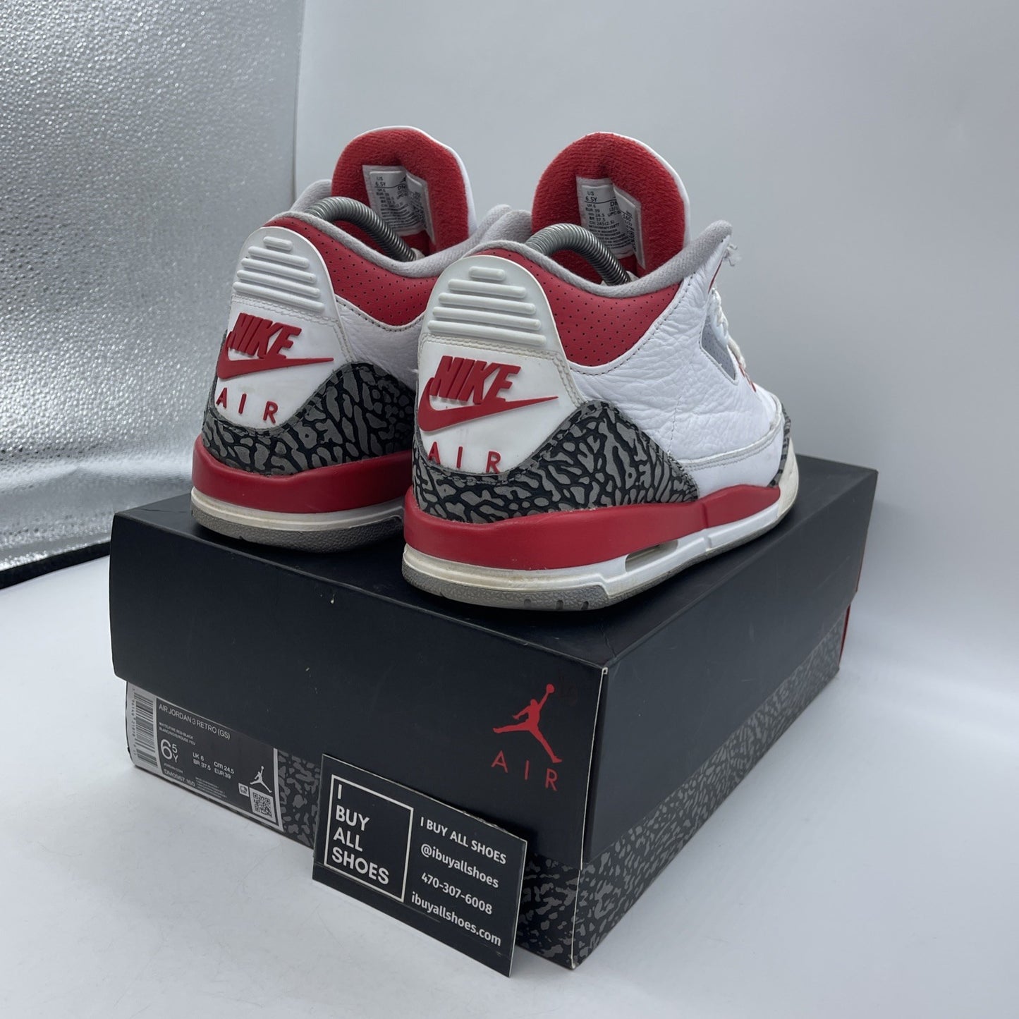 Size 6.5Y  (GS) - Jordan 3 Retro 2022 Mid Fire Red Grey White (DM0967-160)