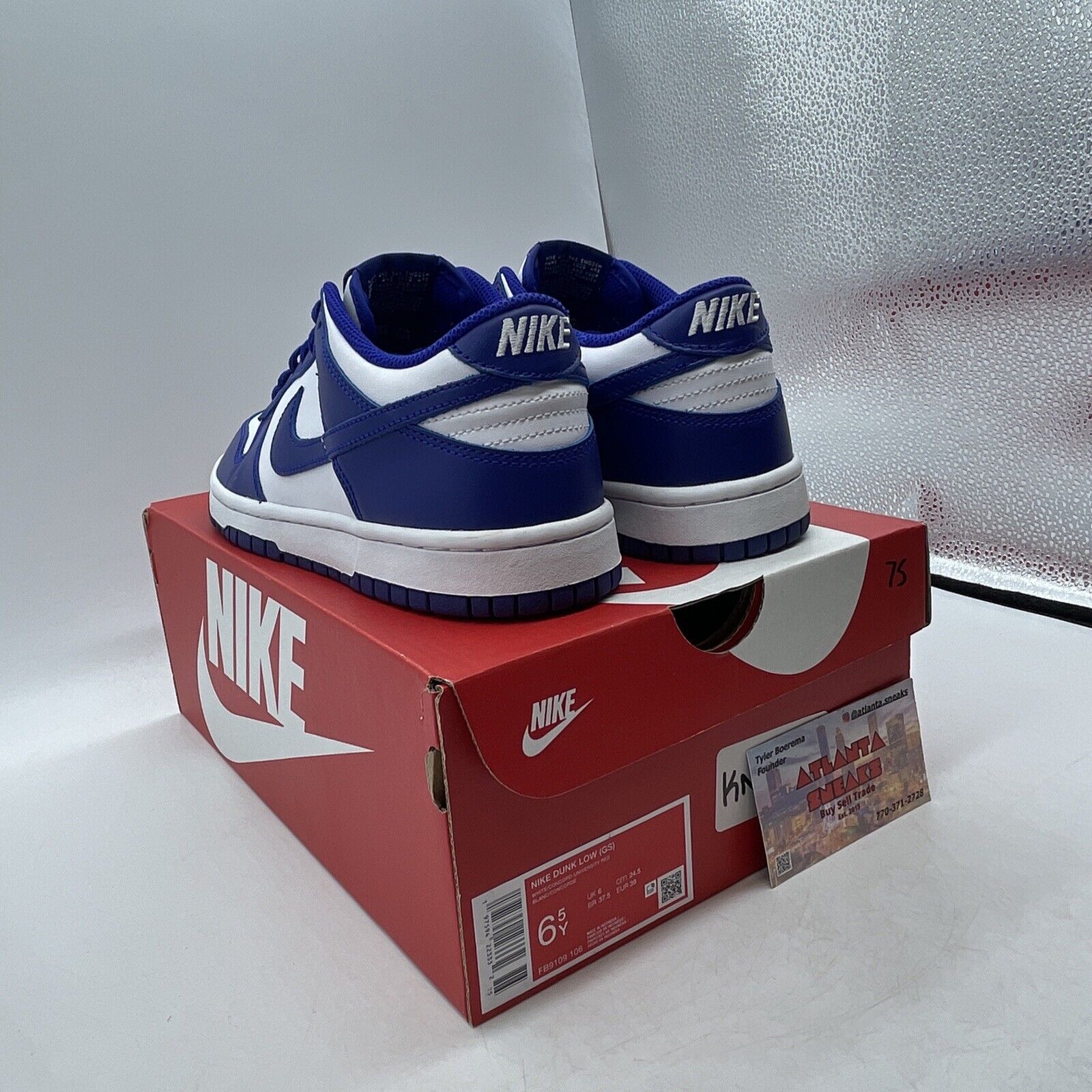 Size 6.5Y - Nike Dunk low Concord (GS) White Blue Leather (FB9109-106)