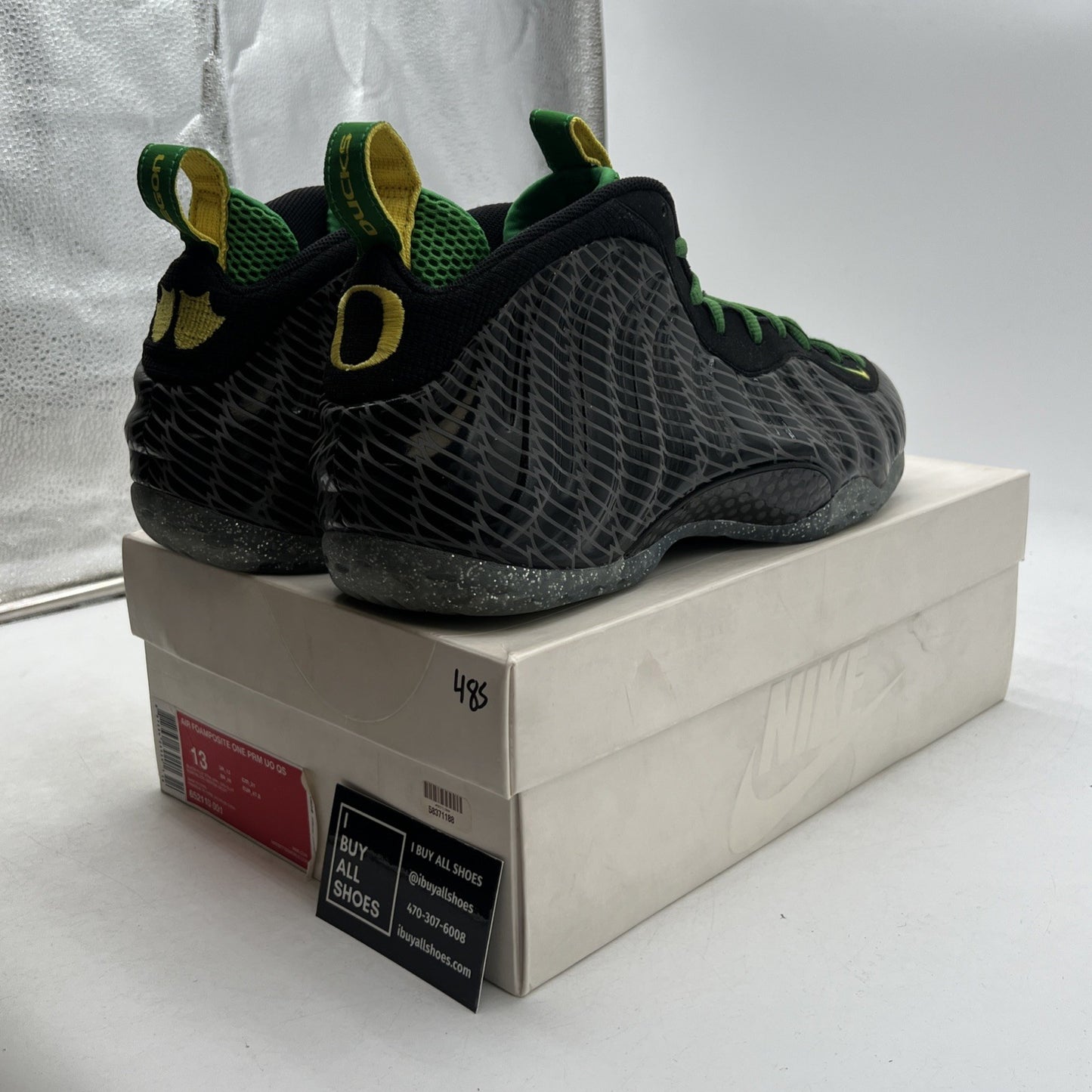 Size 13 - Nike Air Foamposite One Oregon Ducks (652110-001)