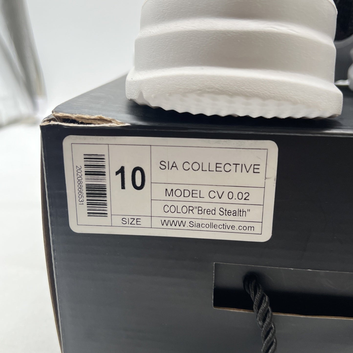 Size 10 - Sia Collective V2 "Bred Stealth”