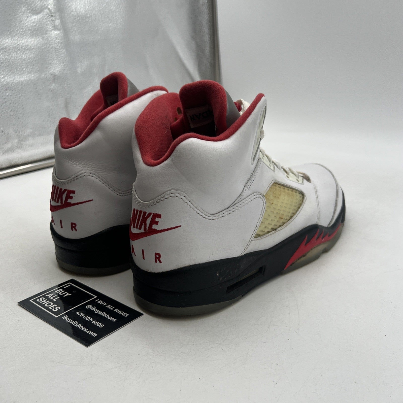 Size 8 - Air Jordan 5 Retro Mid Fire Red (DA1911-102)