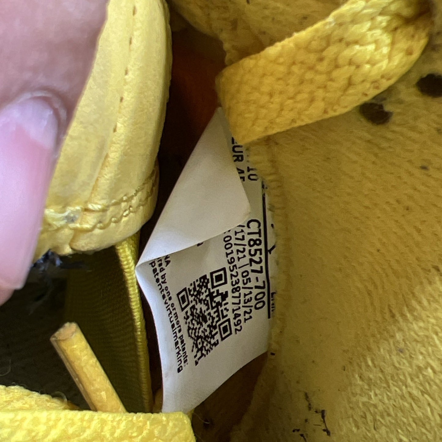Size 11 - Air Jordan 4 Retro Lightning (CT8527-700)