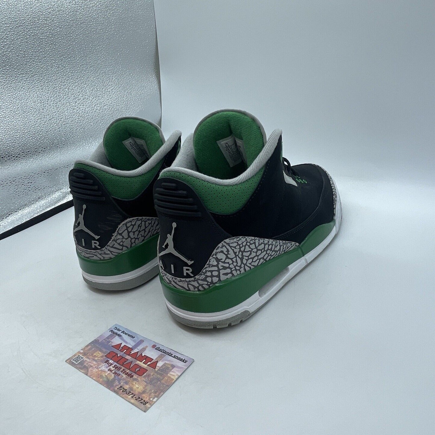 Size 9.5 - Jordan 3 Retro Mid Pine Green Black Green Grey Black (CT8532-030)