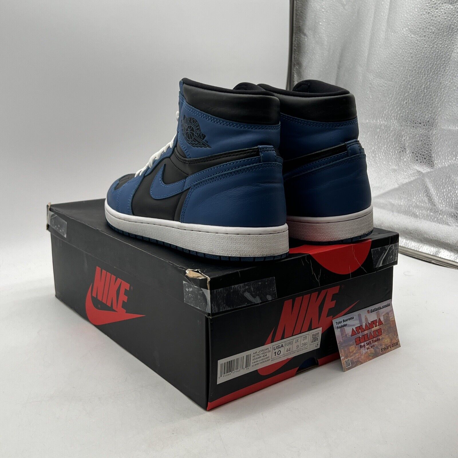 Size 10 - Jordan 1 Retro OG High Dark Marina Blue (555088-404)