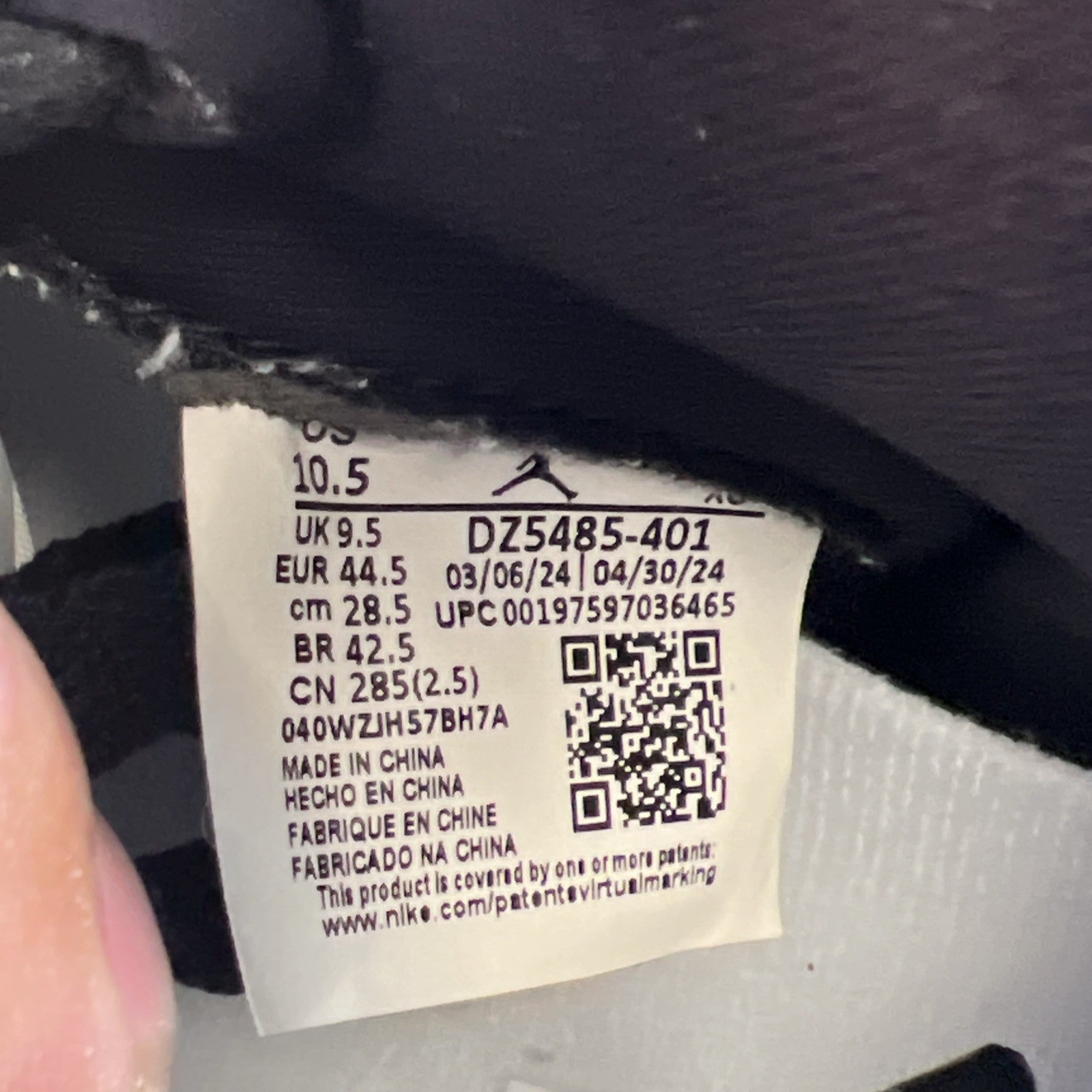 Size 10.5 - Air Jordan 1 Retro OG High Midnight Navy (DZ5485-401)
