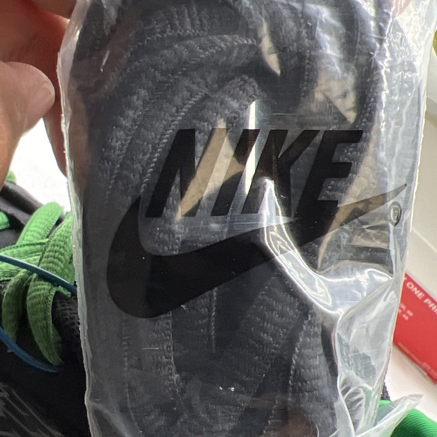 Size 12 - Nike Air Foamposite One Oregon Ducks (652110-001)