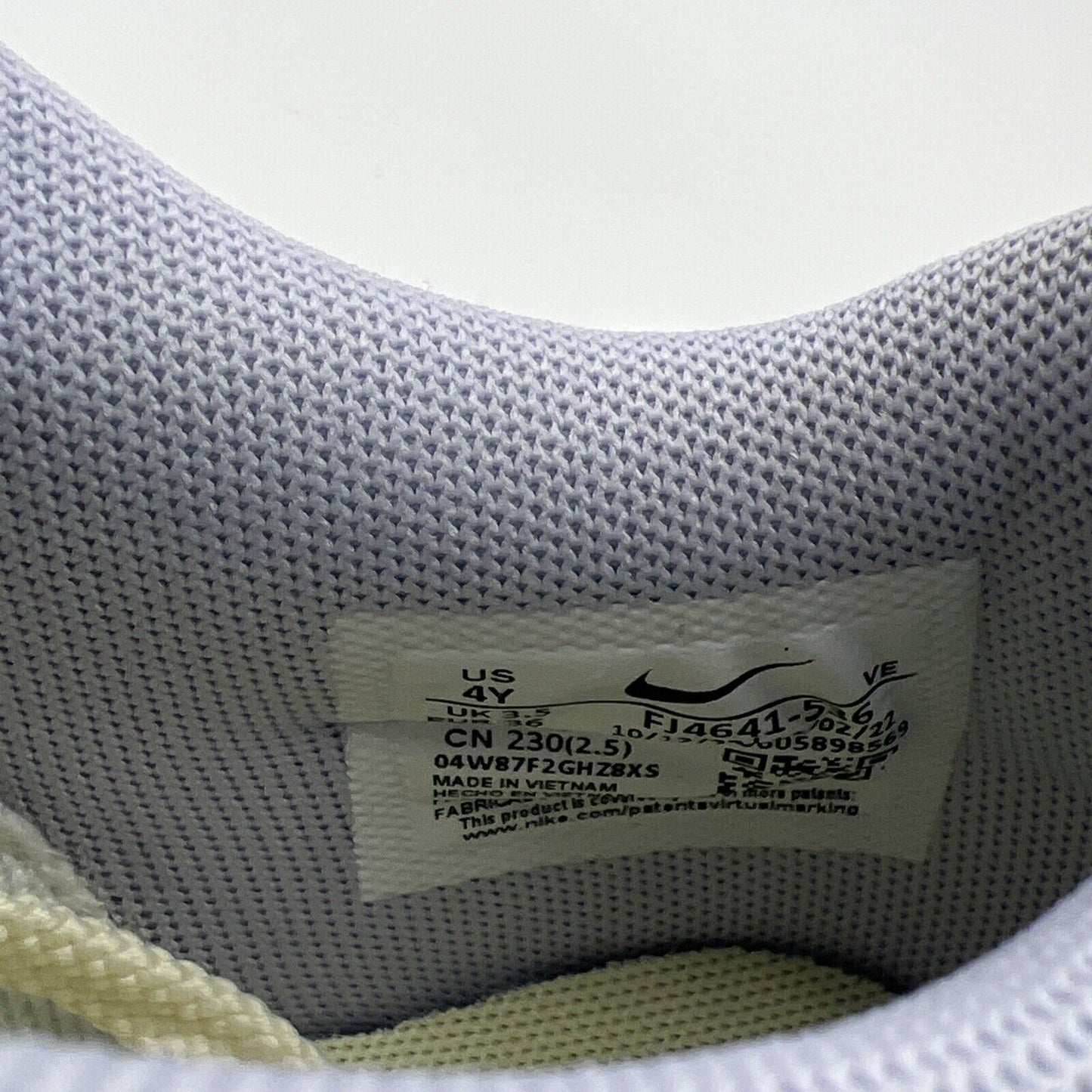 Size 4Y - Nike Dunk Low SE BG "Easter 2023" Oxygen Purple (FJ4641-536)