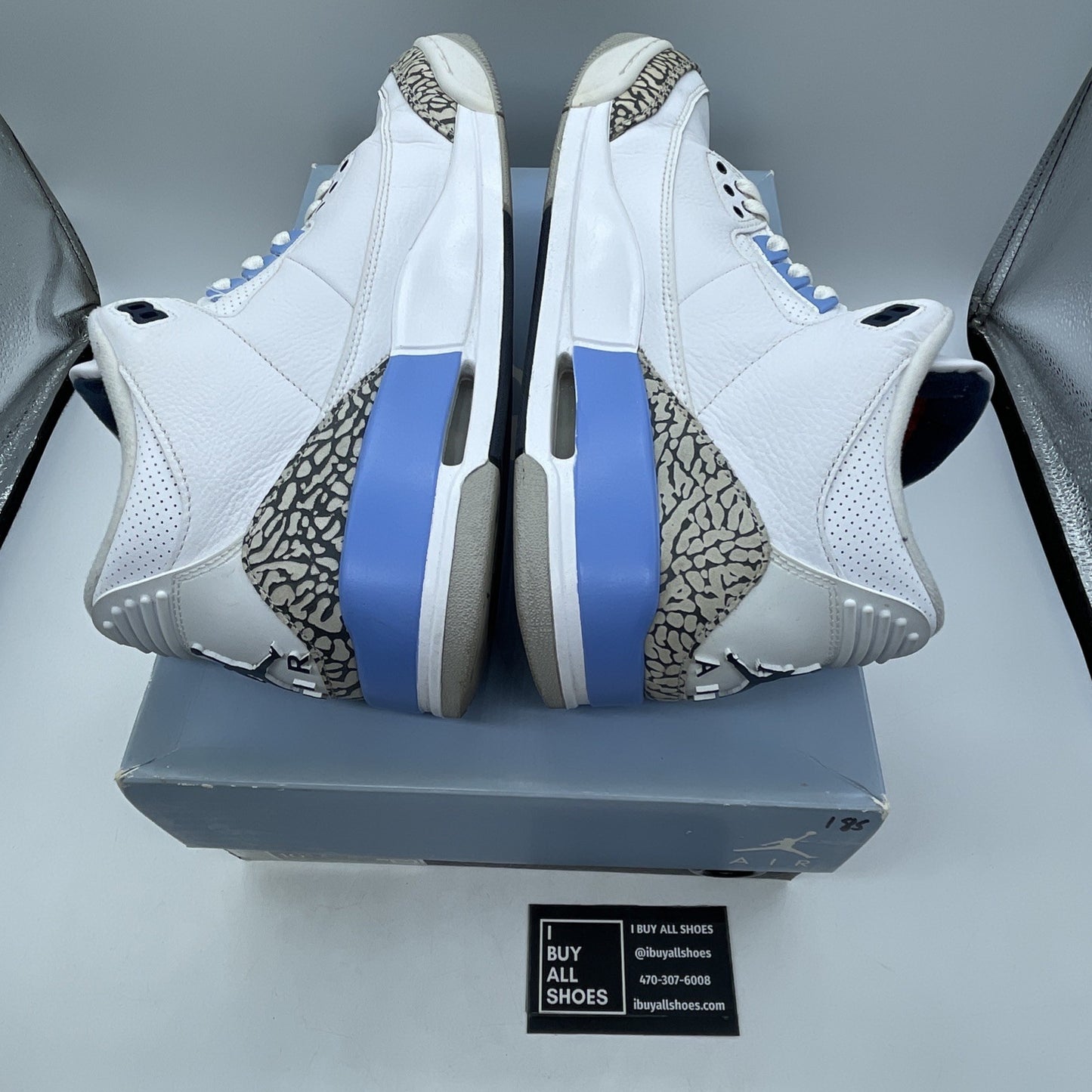 Size 10.5 - Air Jordan 3 Retro Mid UNC (CT8532-104)