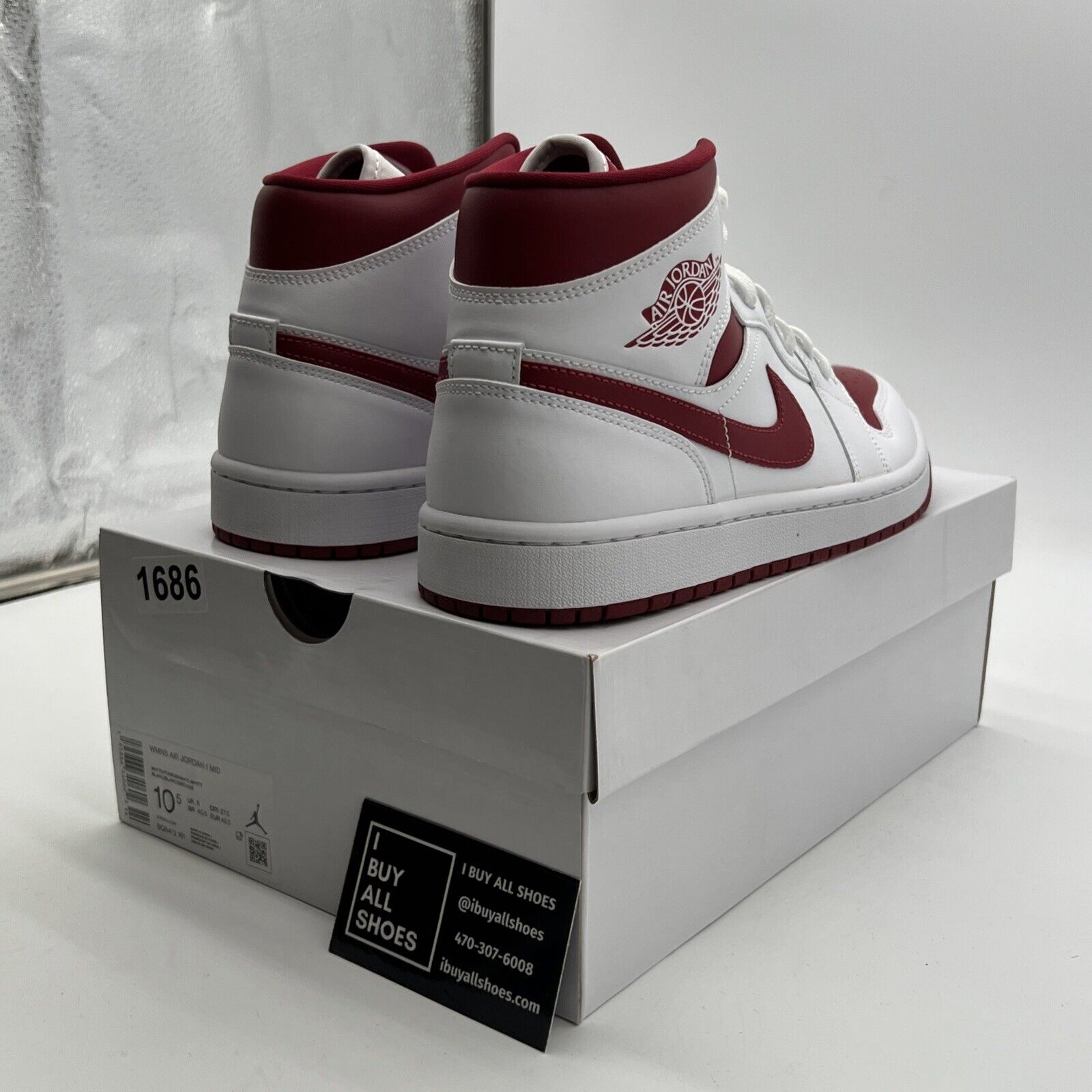 Size 10.5 - Air Jordan 1 Mid White Pomegranate W (BQ6472-161)