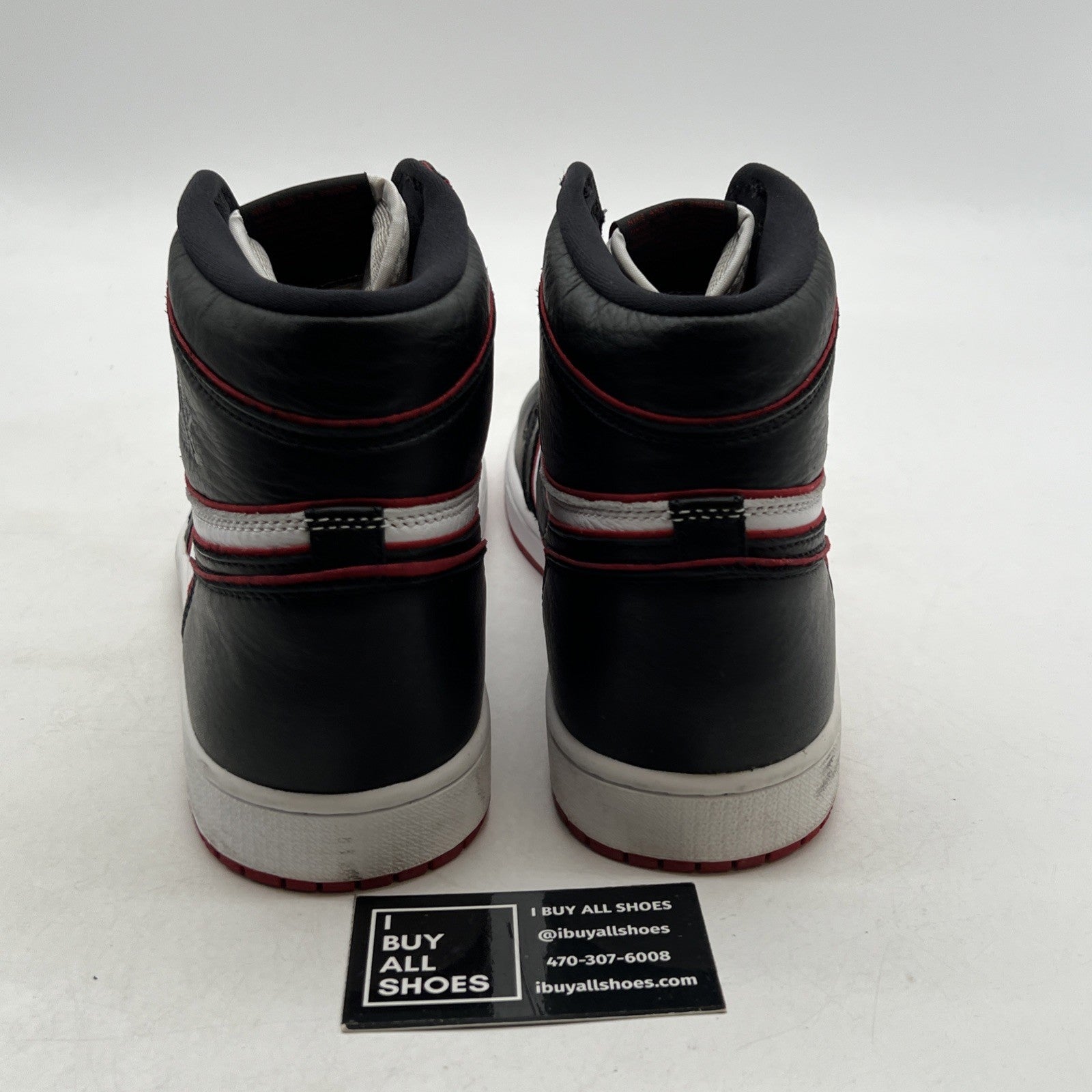 Size 12 - Air Jordan 1 Retro High OG Bloodline 2019 (555088-062)