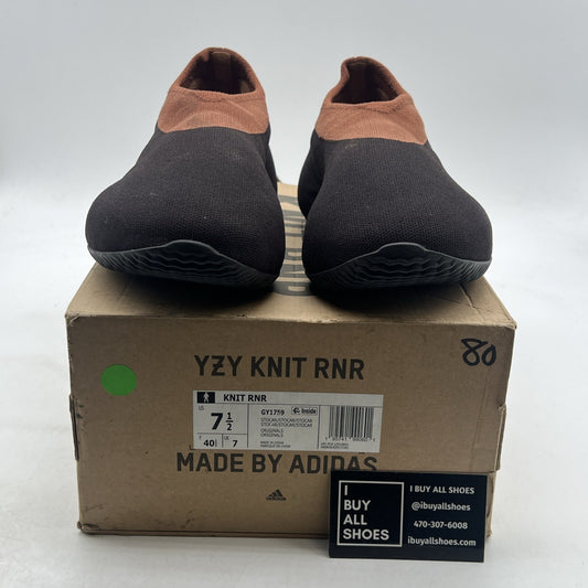 Size 7.5 - adidas Yeezy Knit Runner Stone Carbon (GY1759)