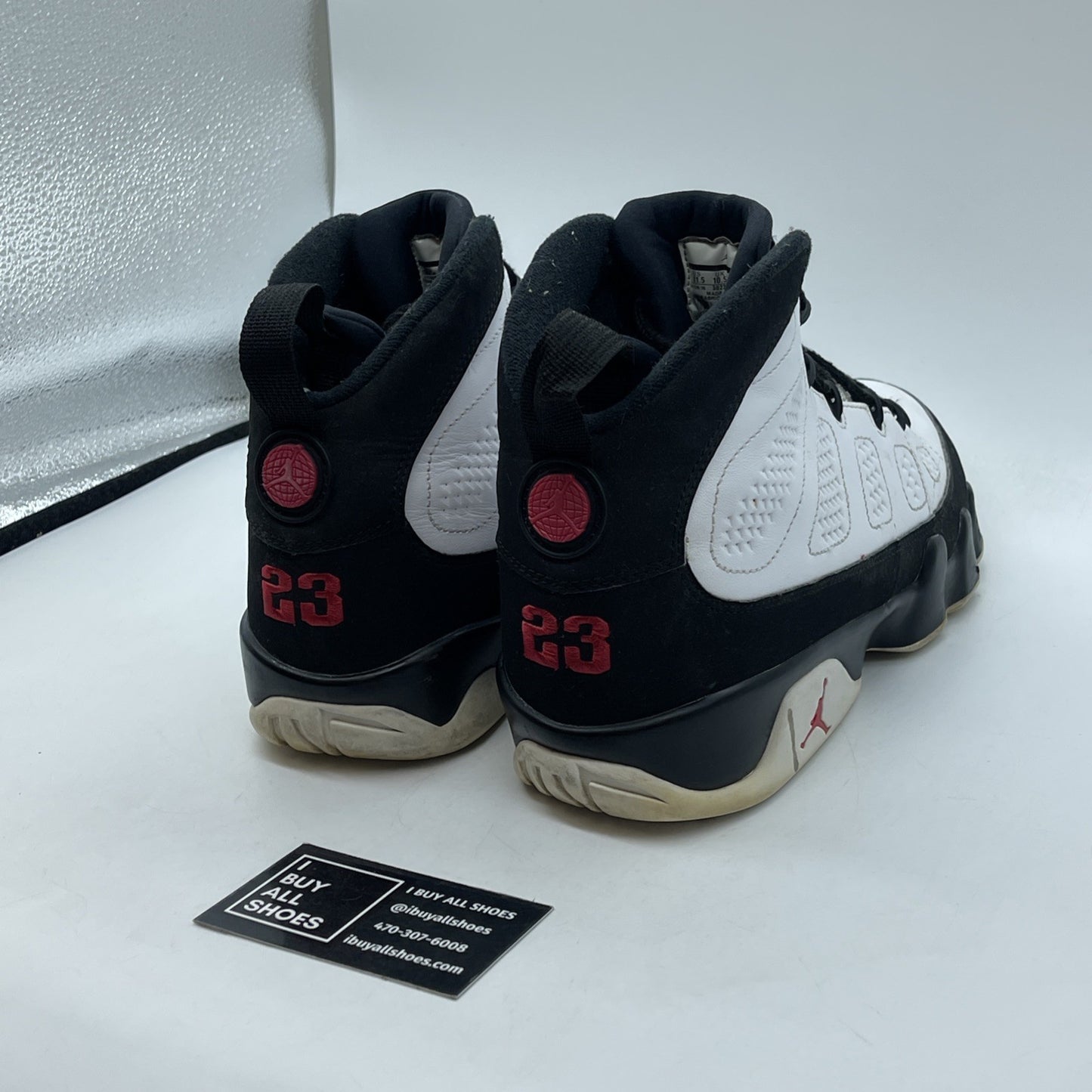 Size 11.5 - Jordan 9 Retro space jam 2016 Black White Suede (302370-112)