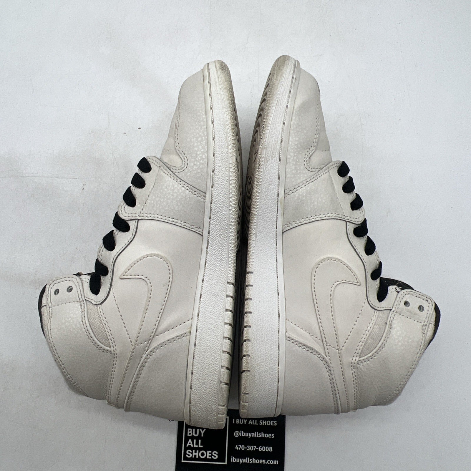 Size 6.5 - Nike Air Jordan 1 Retro Youth  (705296-022)