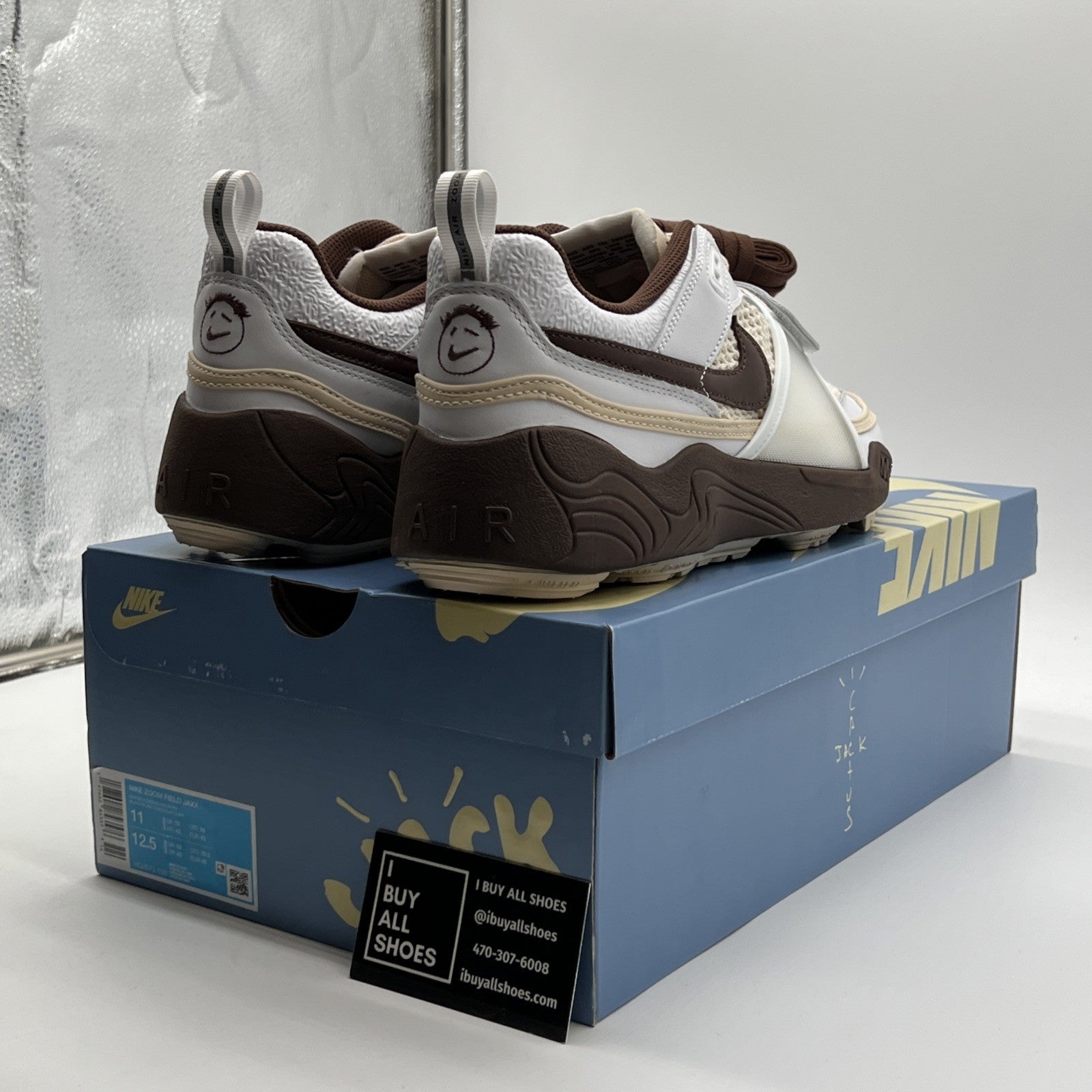 Size 11 - Nike Travis Scott x Zoom Field Jaxx Light Chocolate (HQ3073-100)