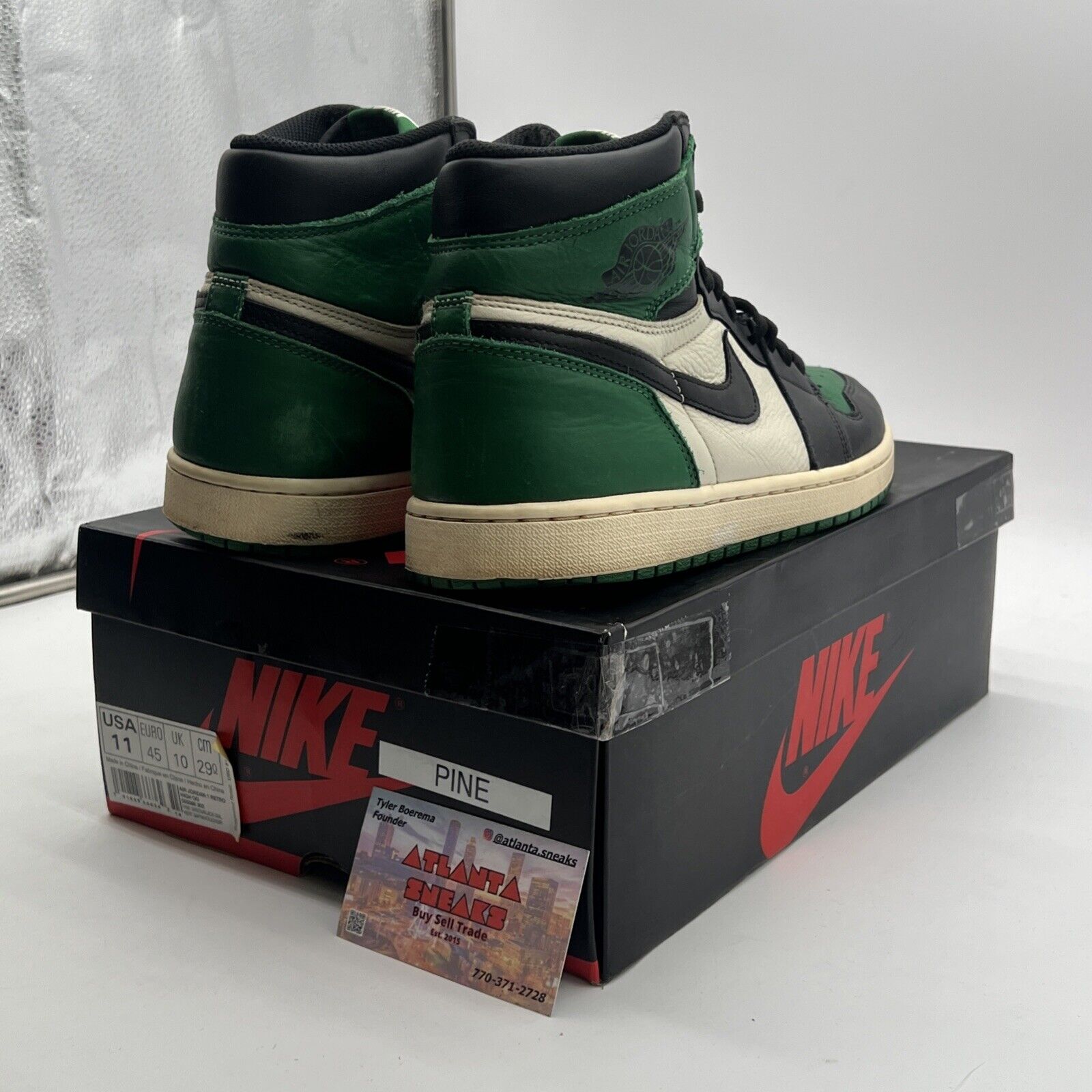 Size 11 - Air Jordan 1 Retro High OG Pine Green 2018 (555088-302)