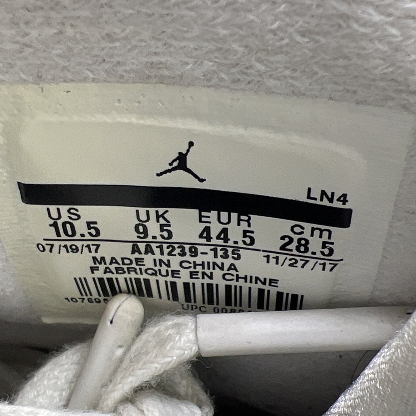 Size 10.5 - OVO x Air Jordan 8 Retro White (AA1239-135)