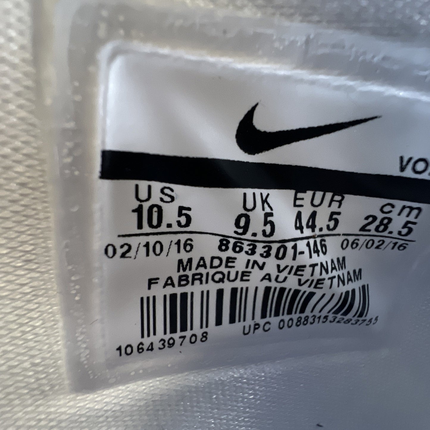 Size 10.5 - Nike Hyperdunk OG 2016 United We Rise (863301-146)