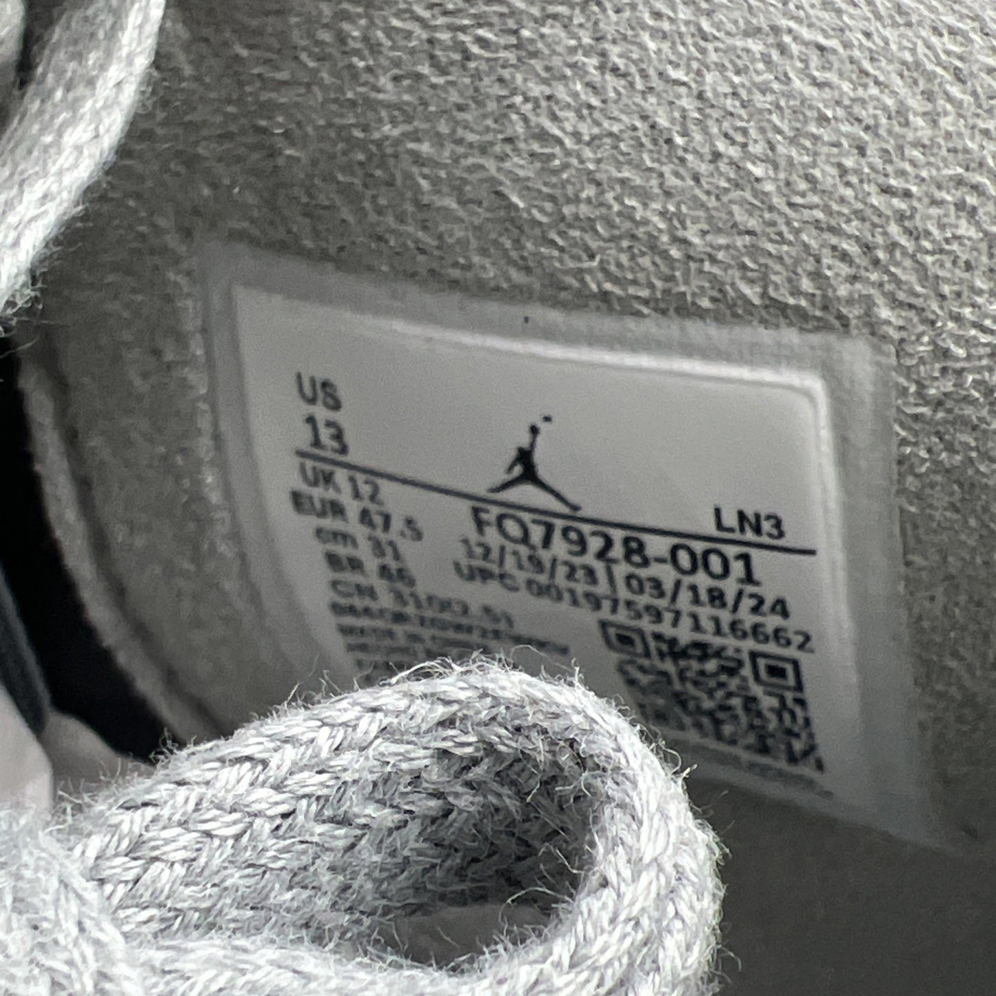 Size 13 - Air Jordan 4 Retro SE Wet Cement (FQ7928-001)