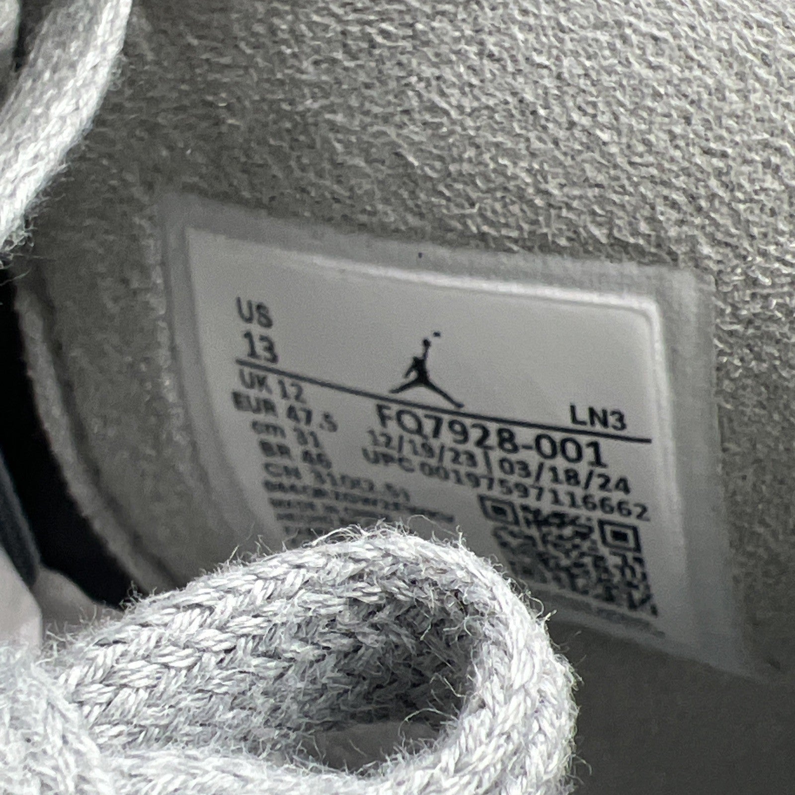 Size 13 - Air Jordan 4 Retro SE Wet Cement (FQ7928-001)