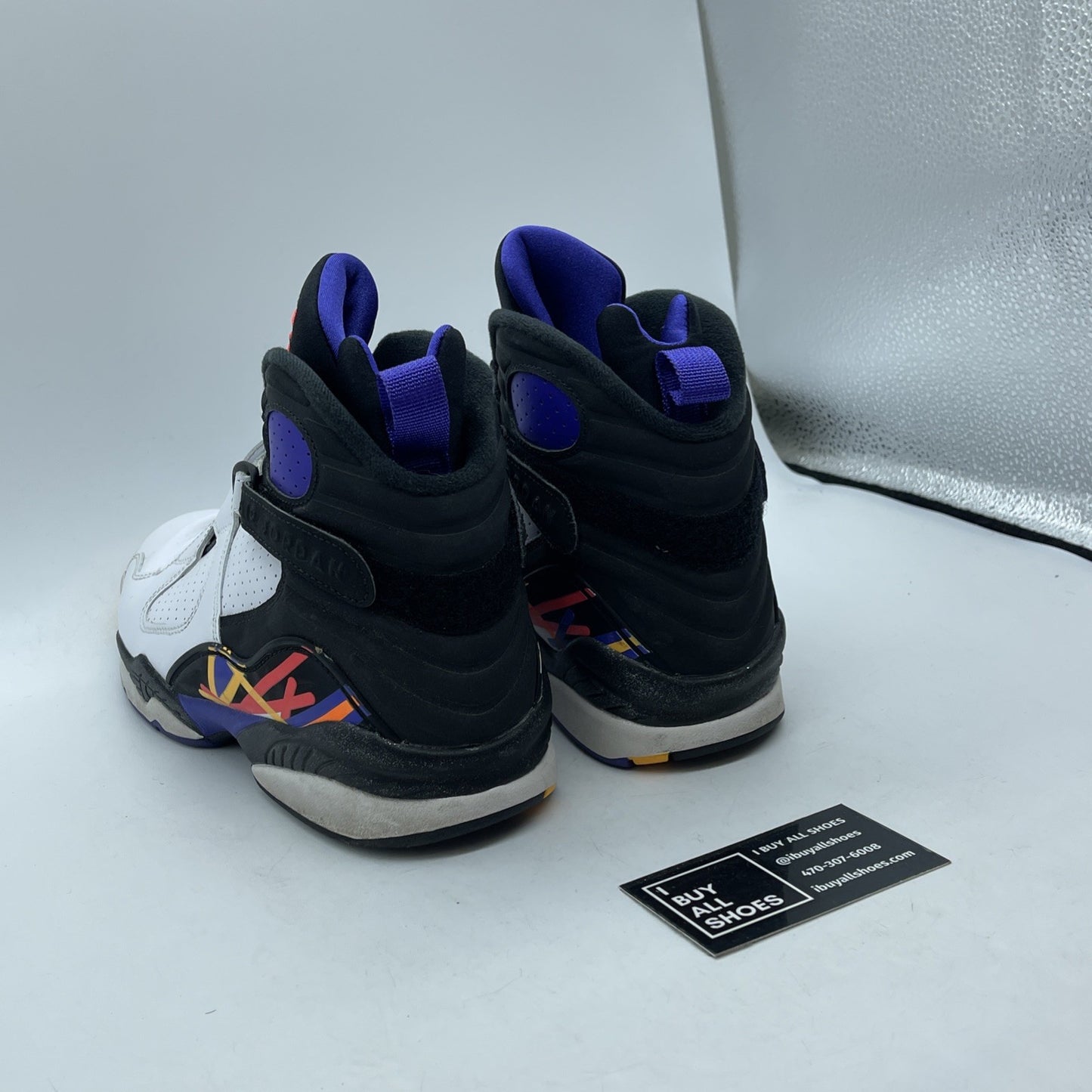 Size 9 - Air Jordan 8 Three-Peat White Black Purple Suede Leather (305381-142)