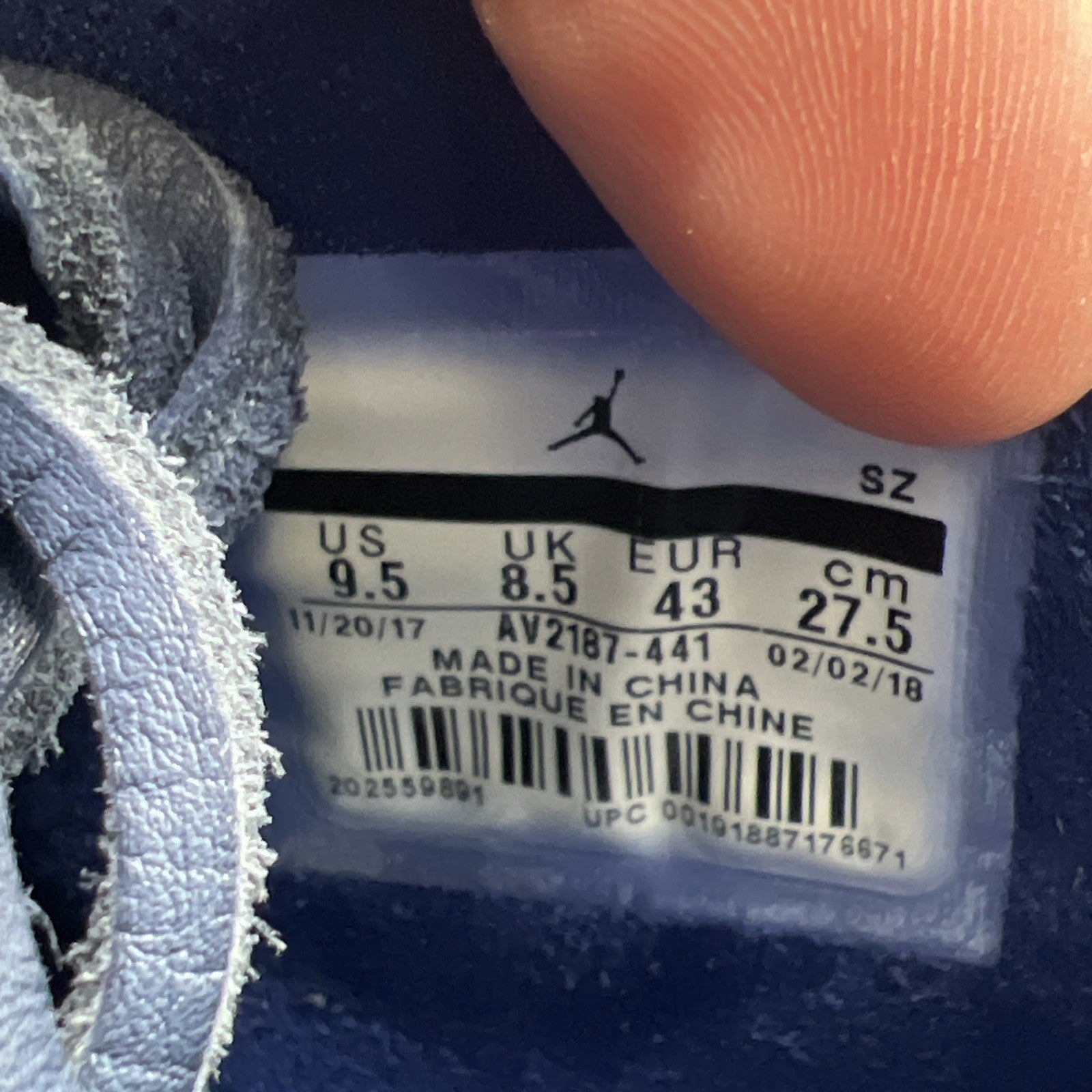Size 9.5 - Air Jordan 11 Retro Low RE2PECT (AV2187-441)