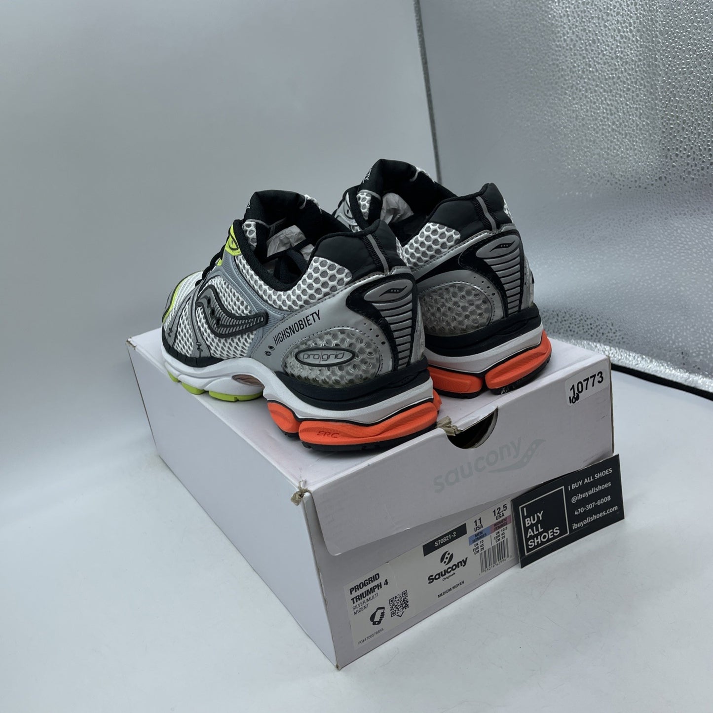 Size 11 - Saucony Highsnobiety x ProGrid Triumph 4 Silver White (S70821-2)