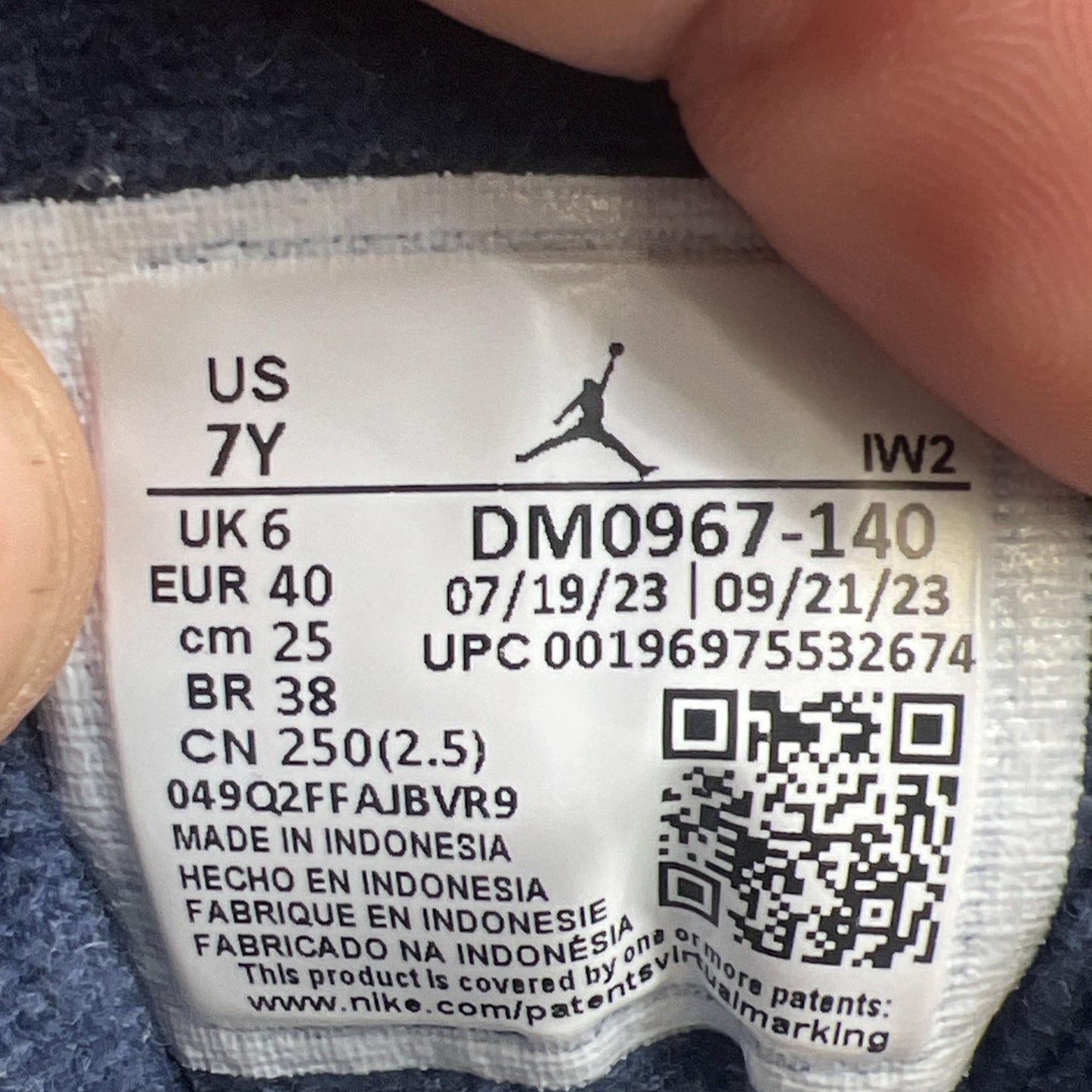 Size 7Y - Air Jordan 3 Retro Midnight Navy (DM0967-140)
